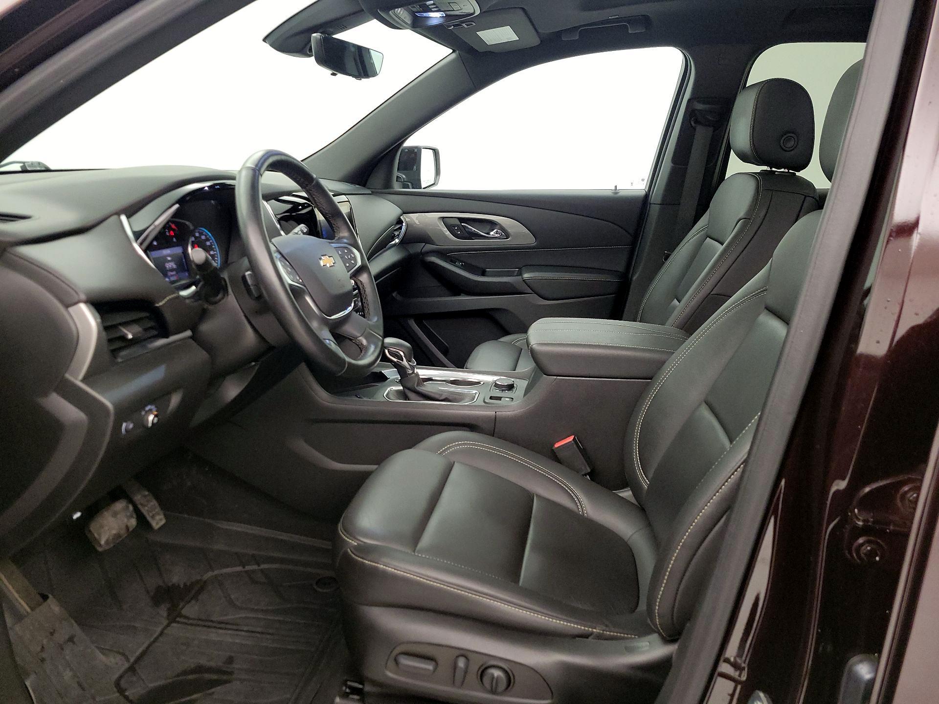Thumbnail: 2023 Chevrolet Traverse - 11