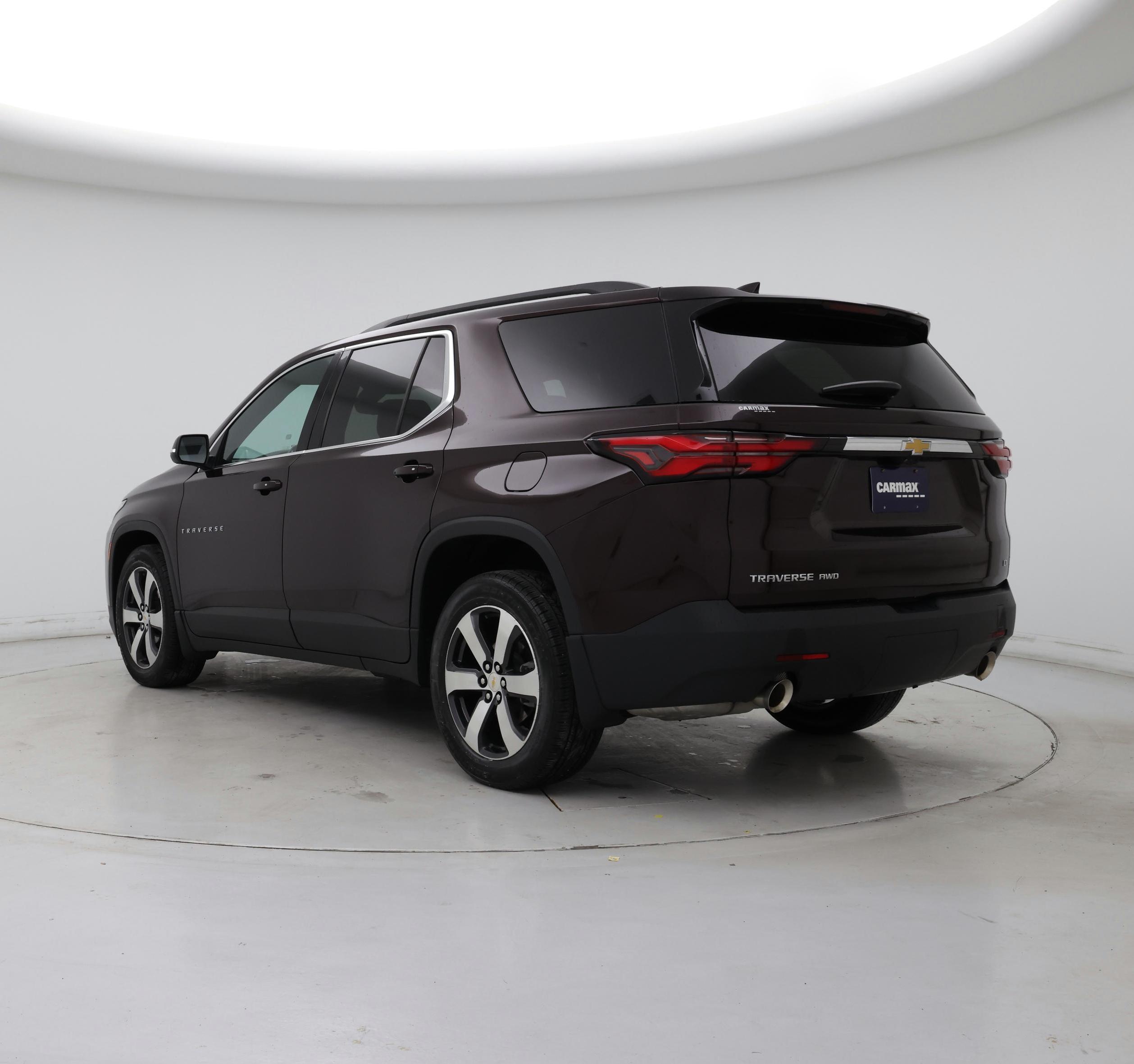 Thumbnail: 2023 Chevrolet Traverse - 2