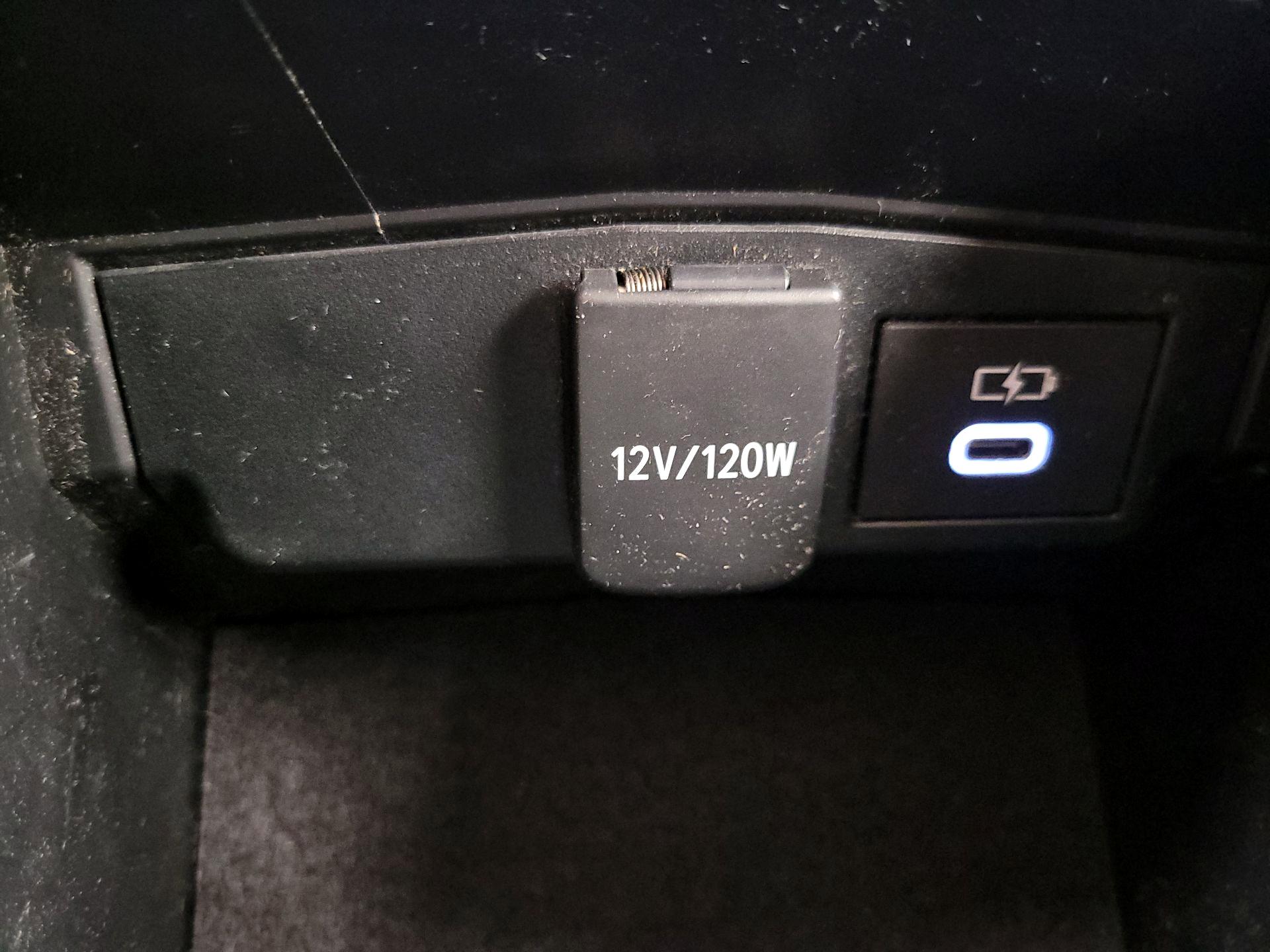 Thumbnail: 2024 Toyota Corolla - 18