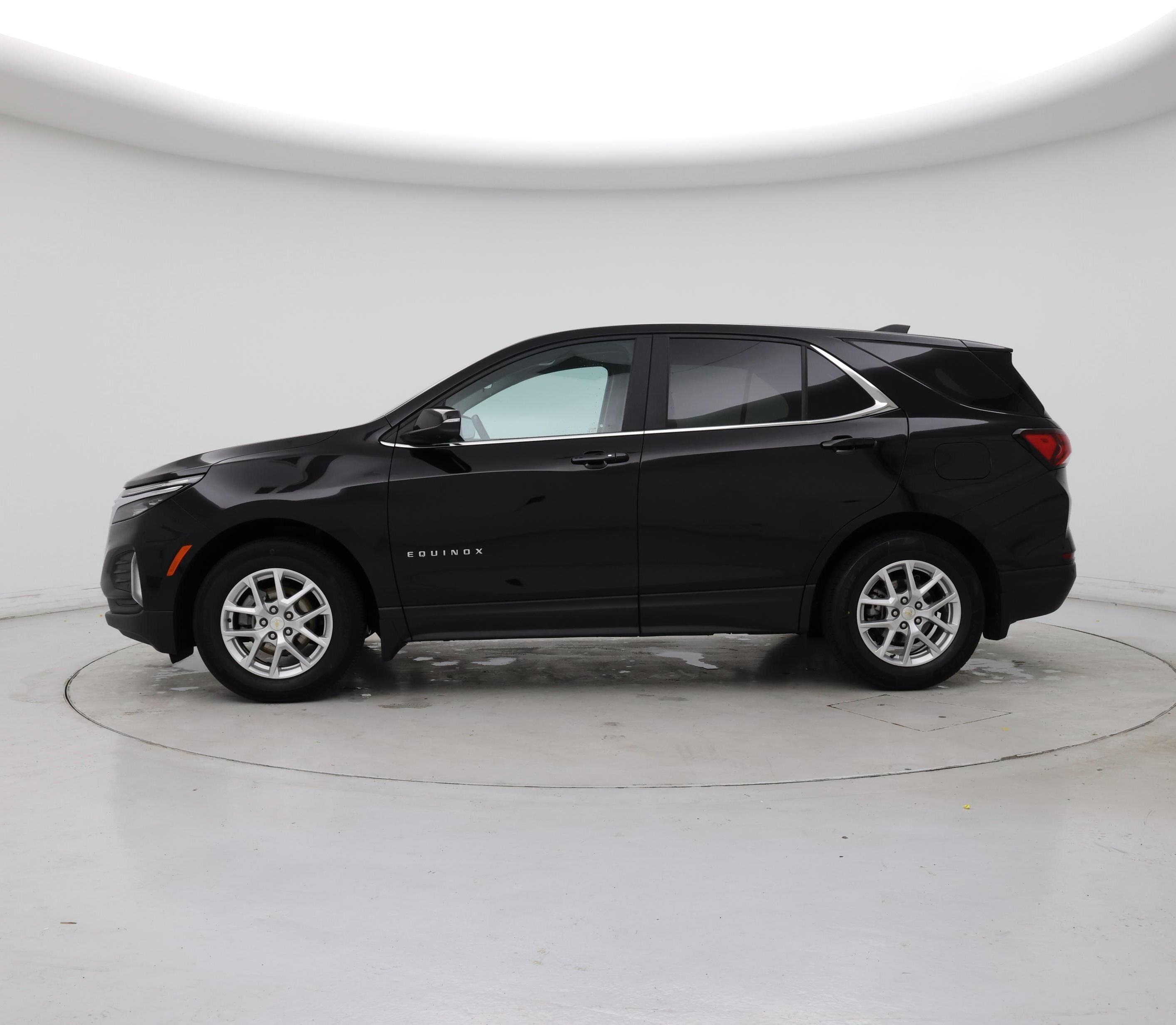 Thumbnail: 2024 Chevrolet Equinox - 3
