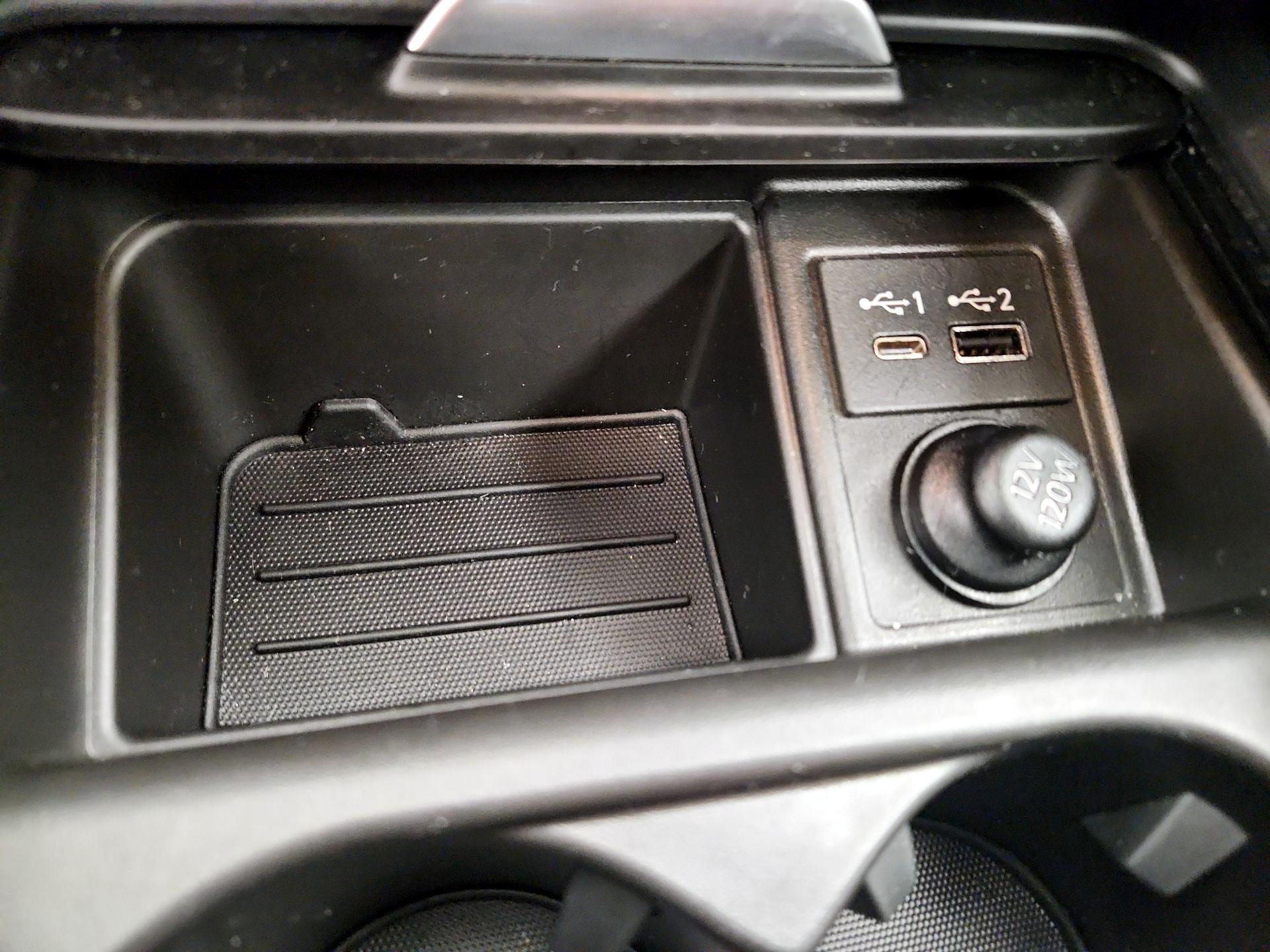 Thumbnail: 2022 INFINITI QX55 - 19