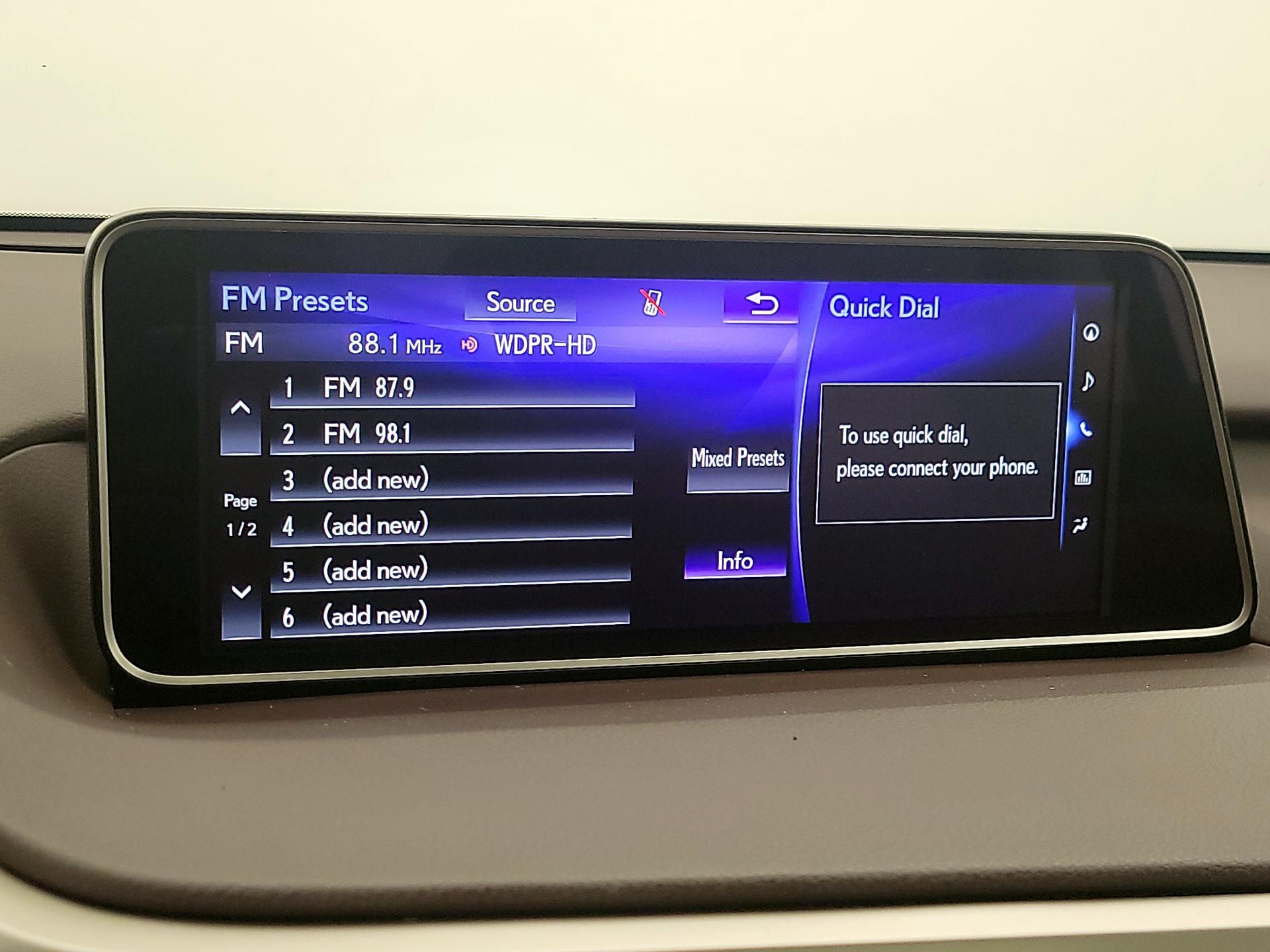 Thumbnail: 2018 Lexus RX - 16