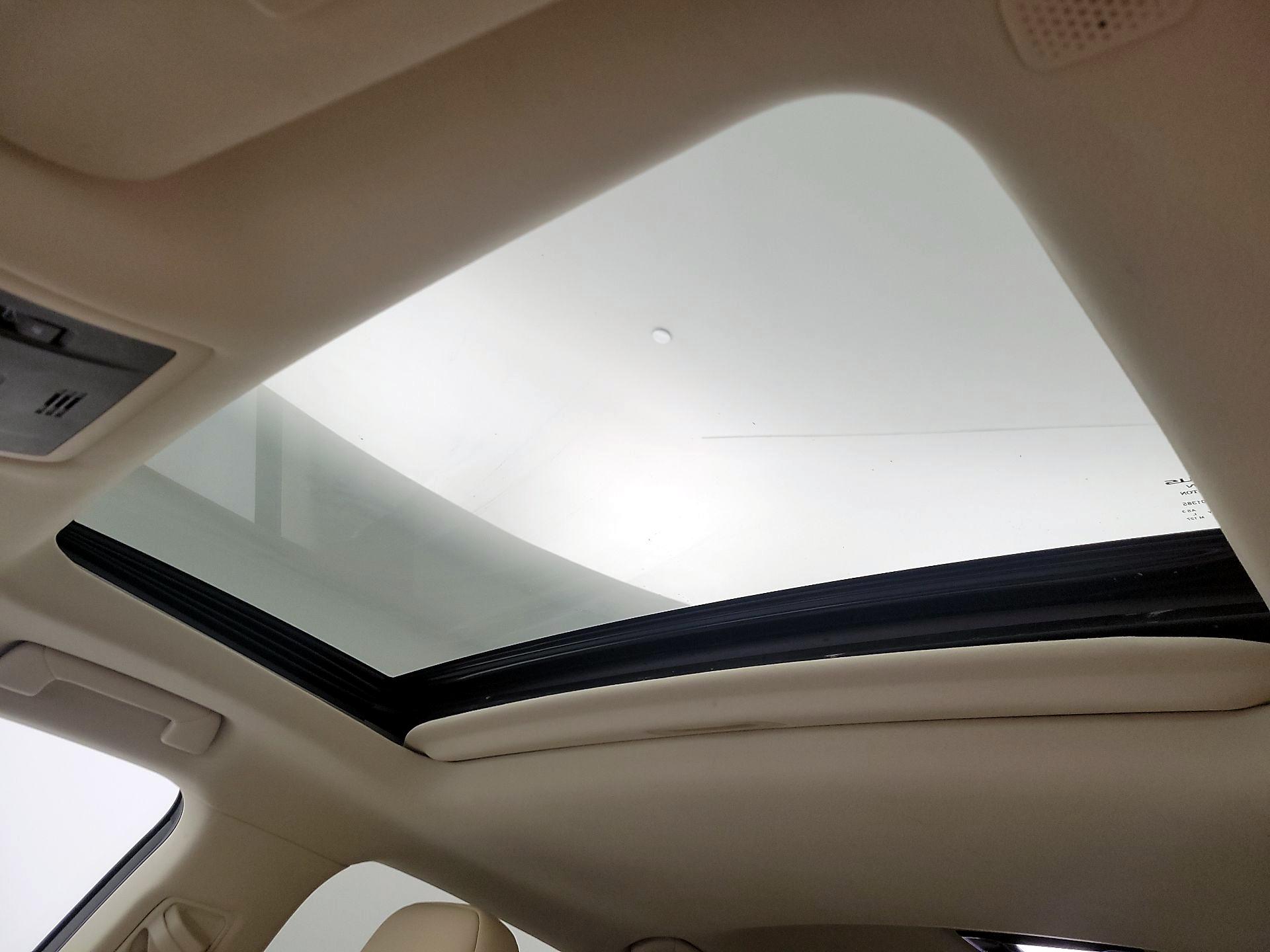 Thumbnail: 2018 Lexus RX - 20