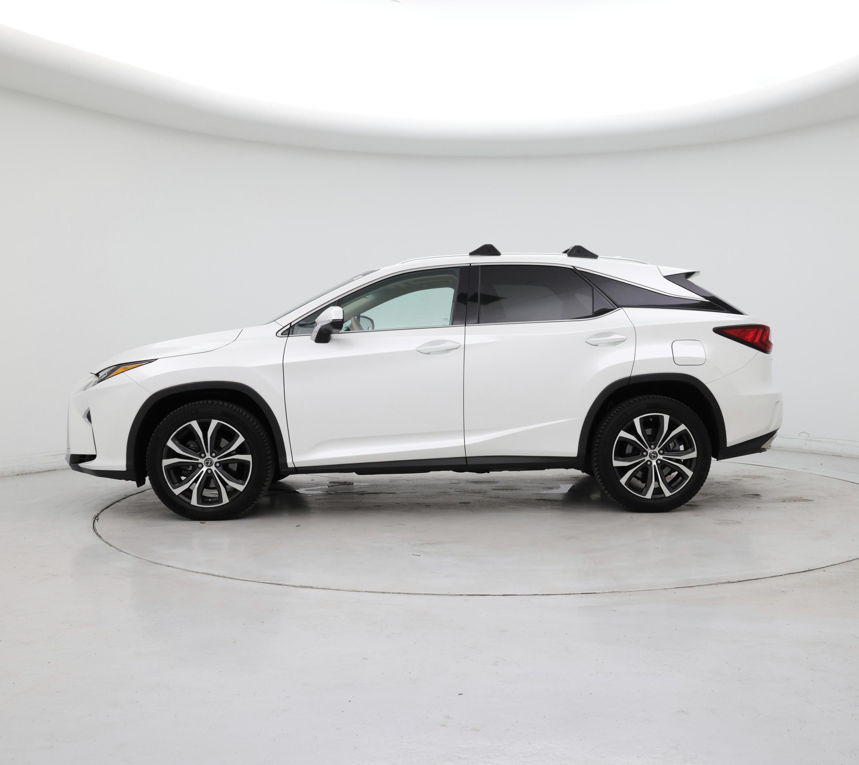 Thumbnail: 2018 Lexus RX - 3