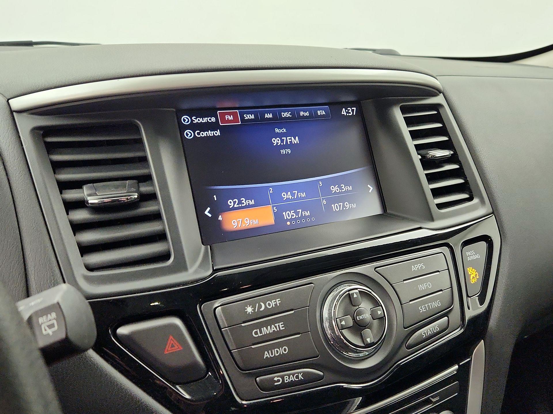 Thumbnail: 2018 Nissan Pathfinder - 15