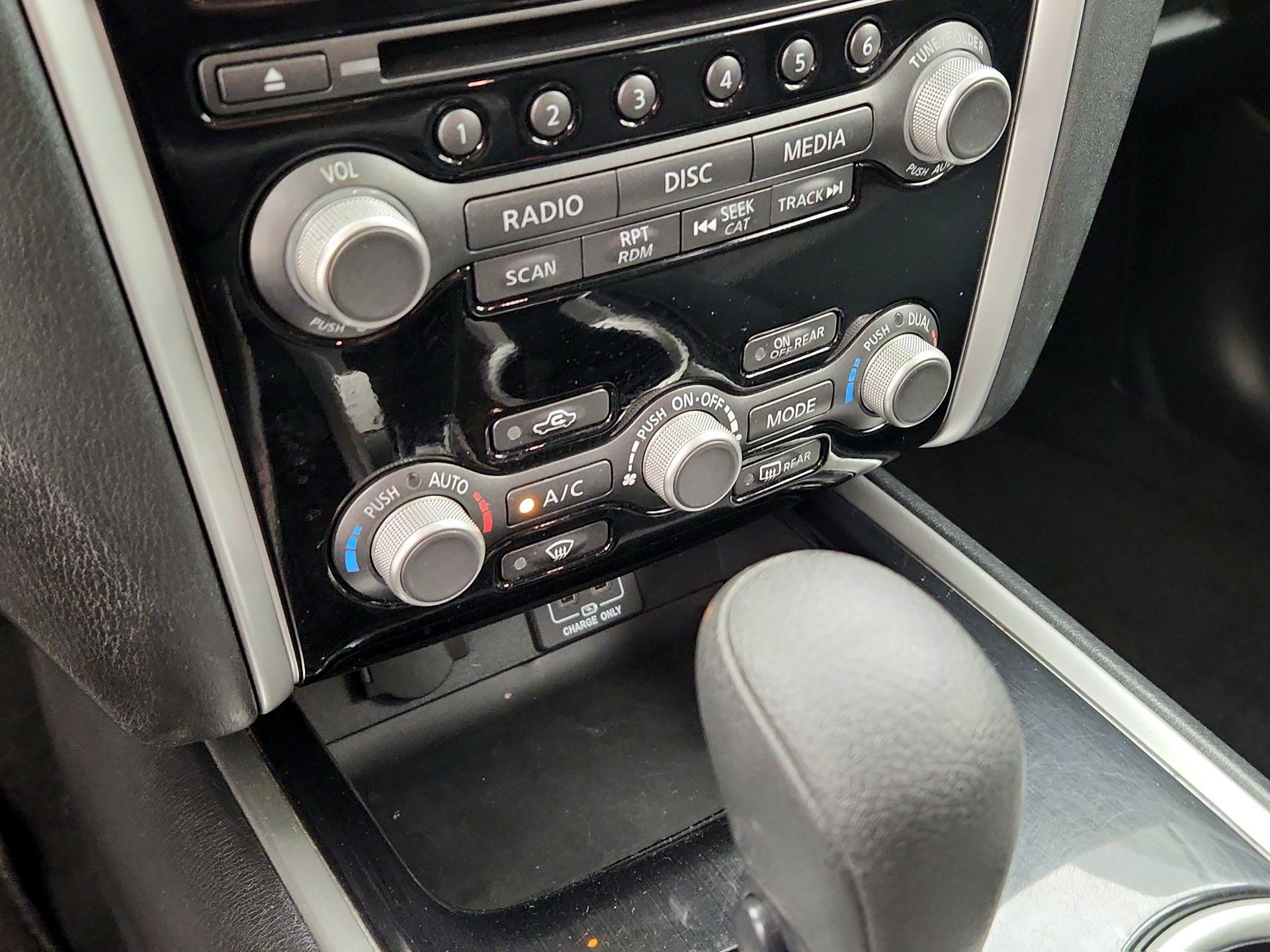 Thumbnail: 2018 Nissan Pathfinder - 16