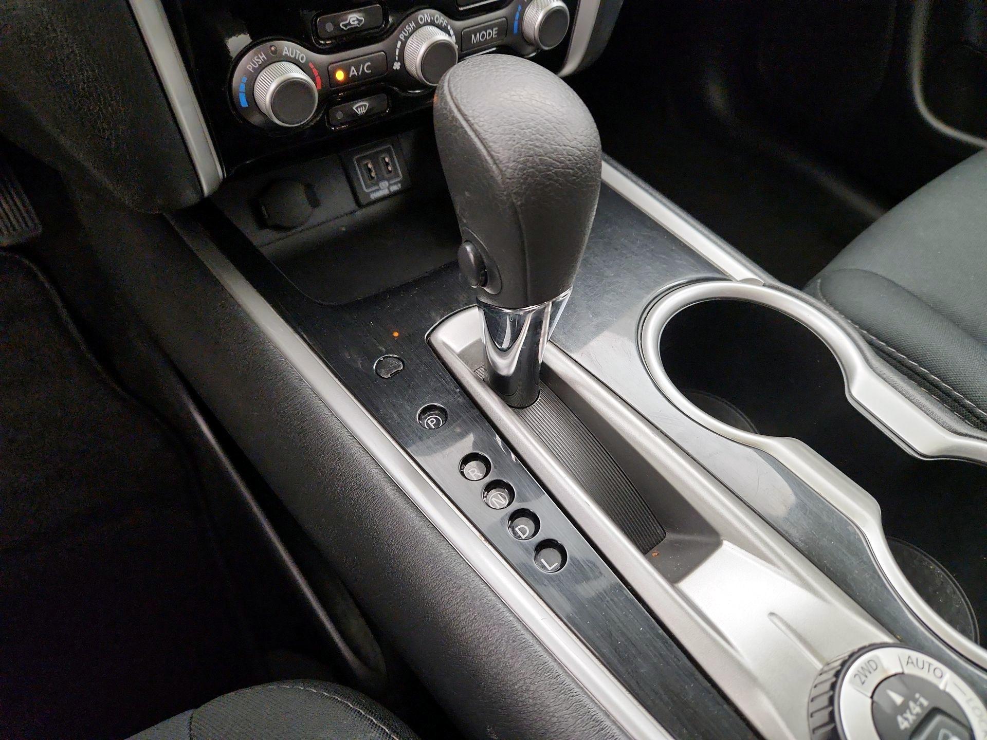 Thumbnail: 2018 Nissan Pathfinder - 17