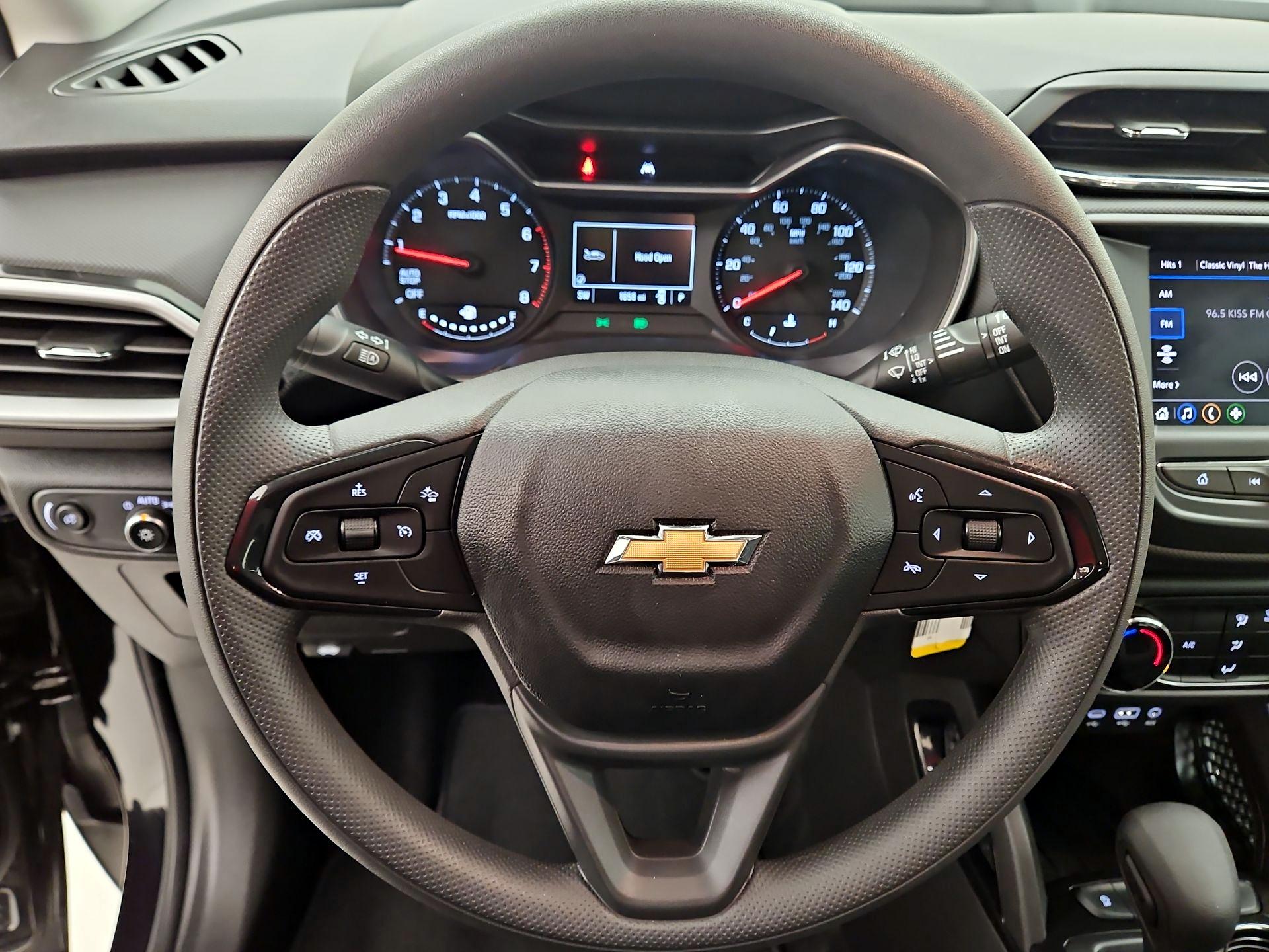 Thumbnail: 2023 Chevrolet TrailBlazer - 10