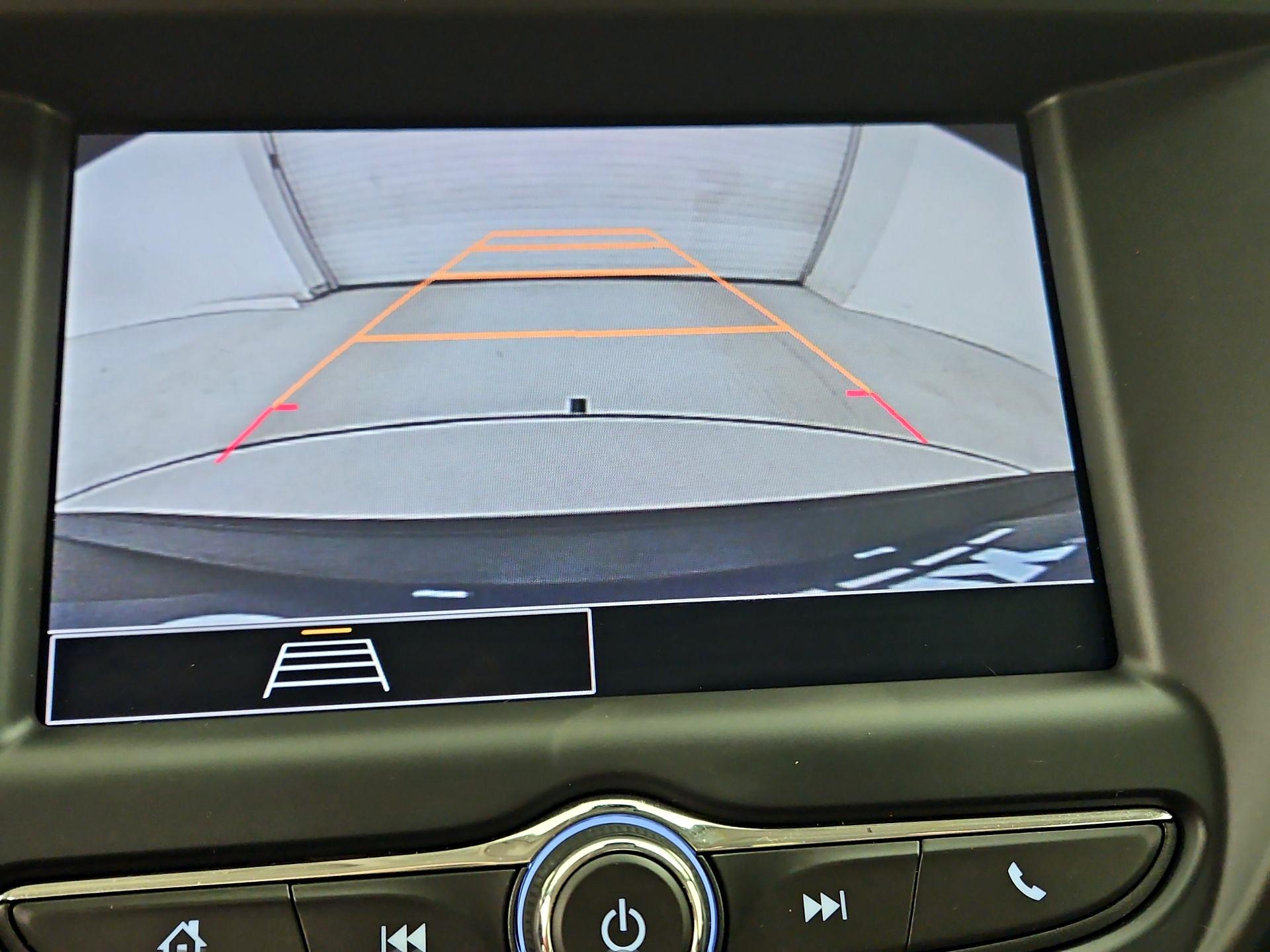 Thumbnail: 2023 Chevrolet TrailBlazer - 14