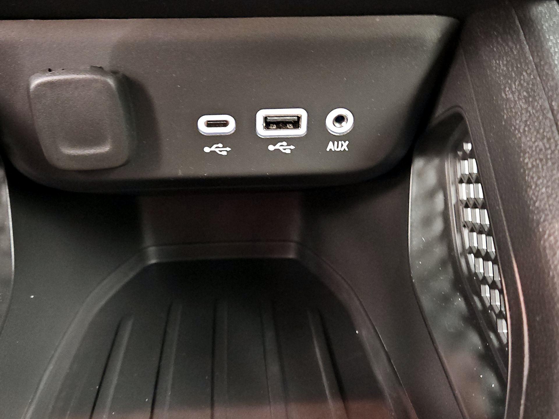 Thumbnail: 2023 Chevrolet TrailBlazer - 18