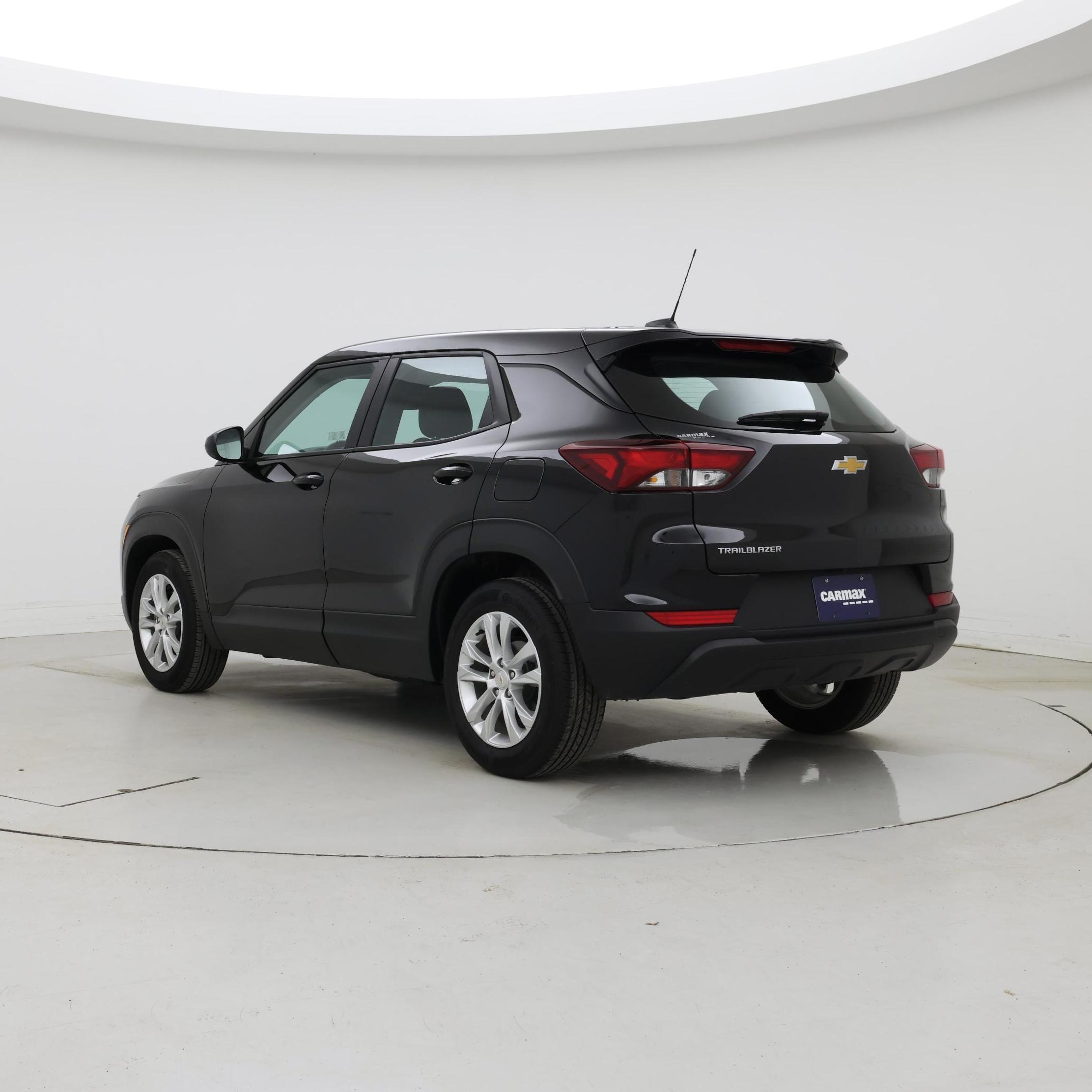 Thumbnail: 2023 Chevrolet TrailBlazer - 2