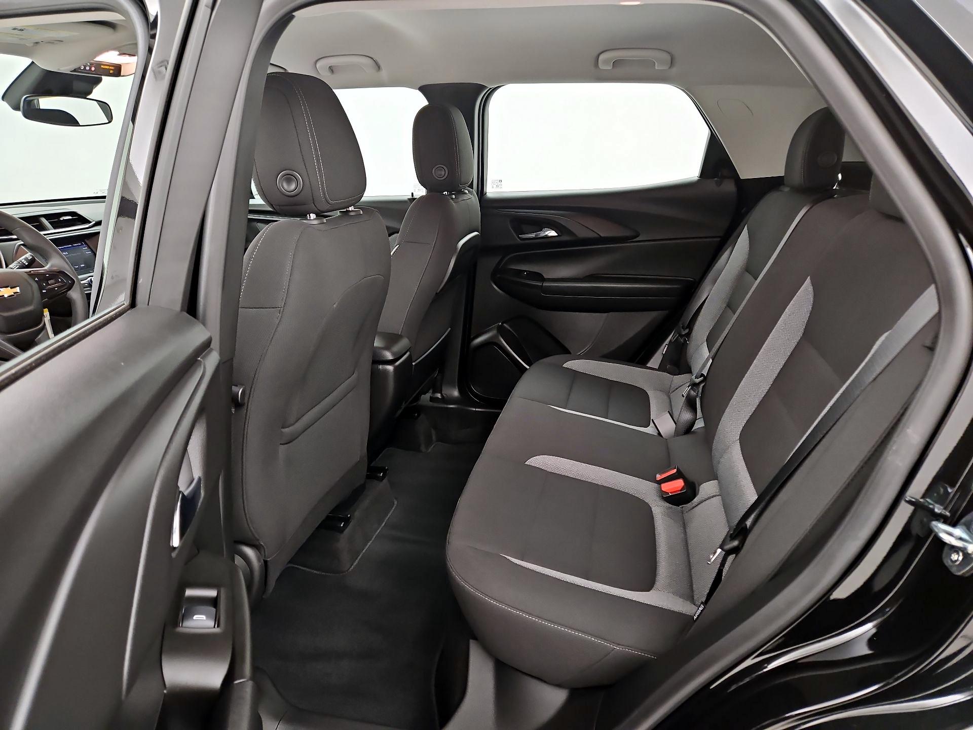 Thumbnail: 2023 Chevrolet TrailBlazer - 19