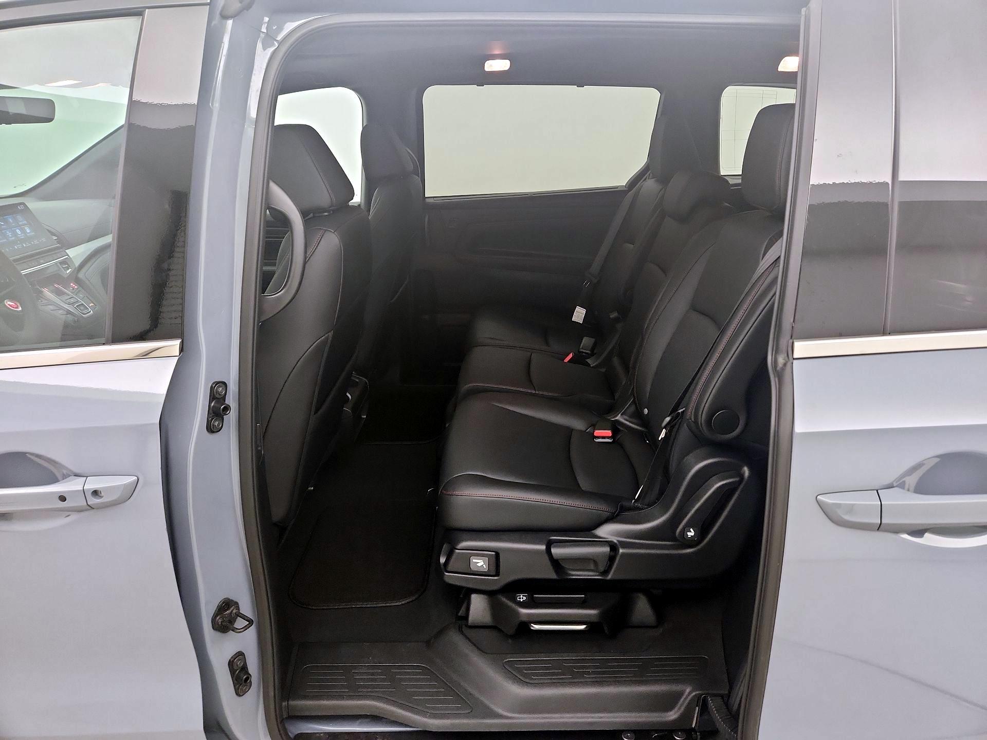 Thumbnail: 2025 Honda Odyssey - 20