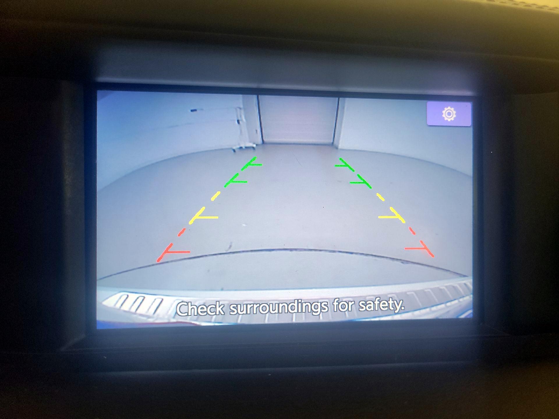 Thumbnail: 2018 INFINITI QX30 - 14