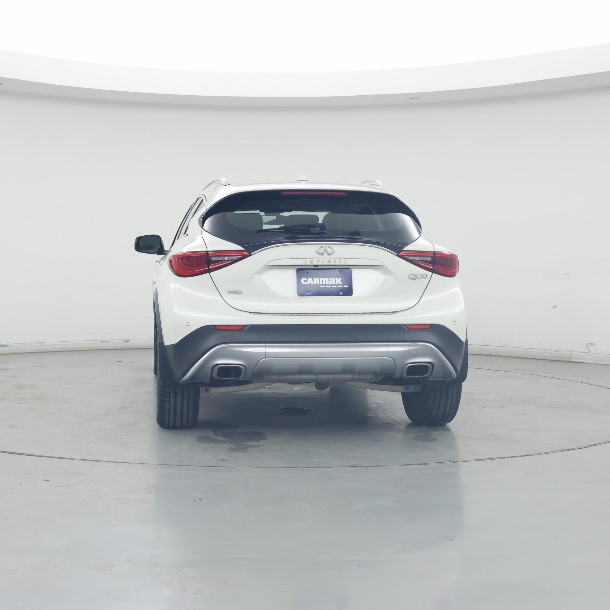 Thumbnail: 2018 INFINITI QX30 - 6