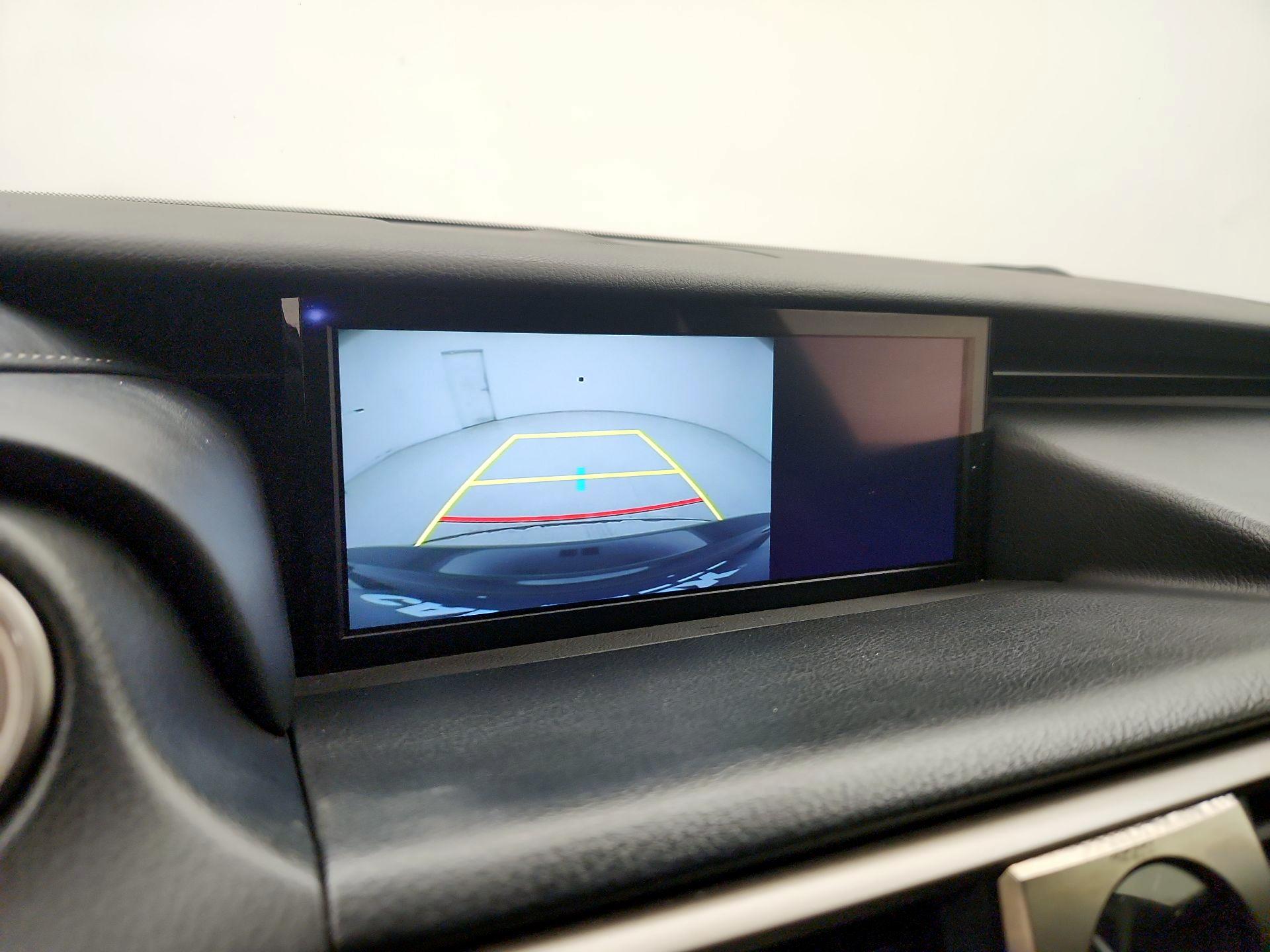 Thumbnail: 2017 Lexus IS - 15