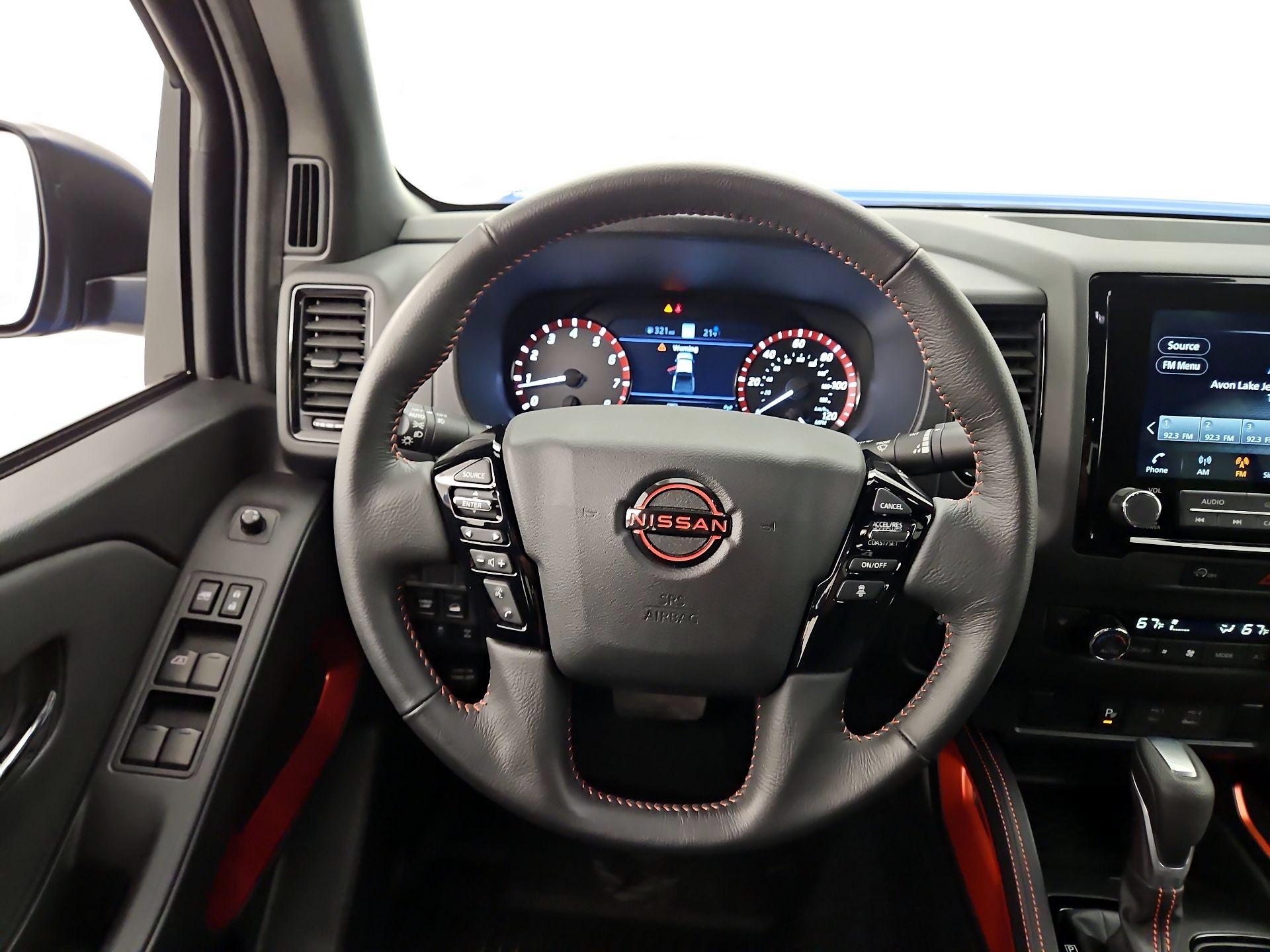 Thumbnail: 2024 Nissan Frontier - 10