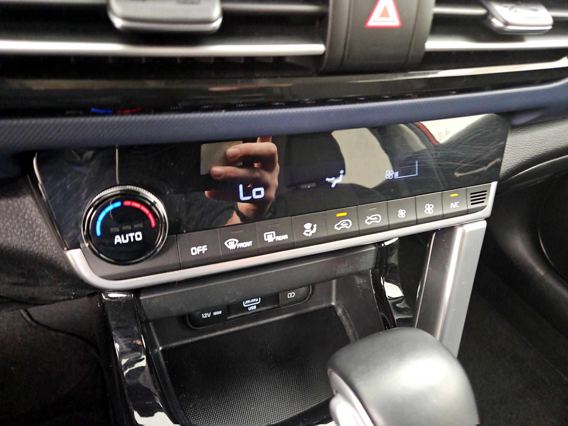 Thumbnail: 2023 Kia Seltos - 16