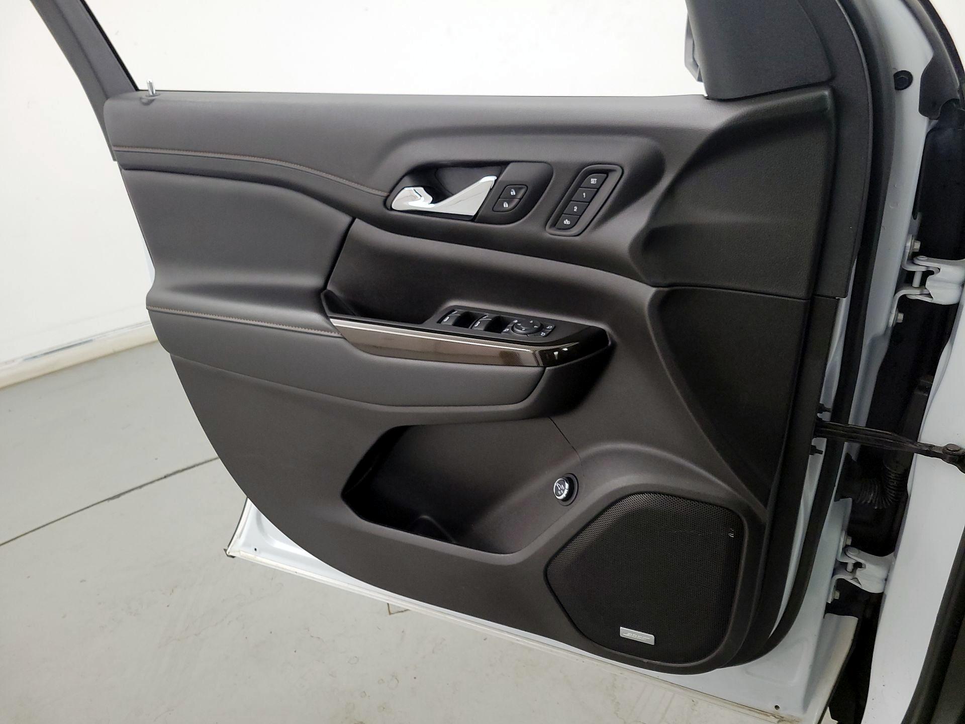 Thumbnail: 2023 GMC Acadia - 12