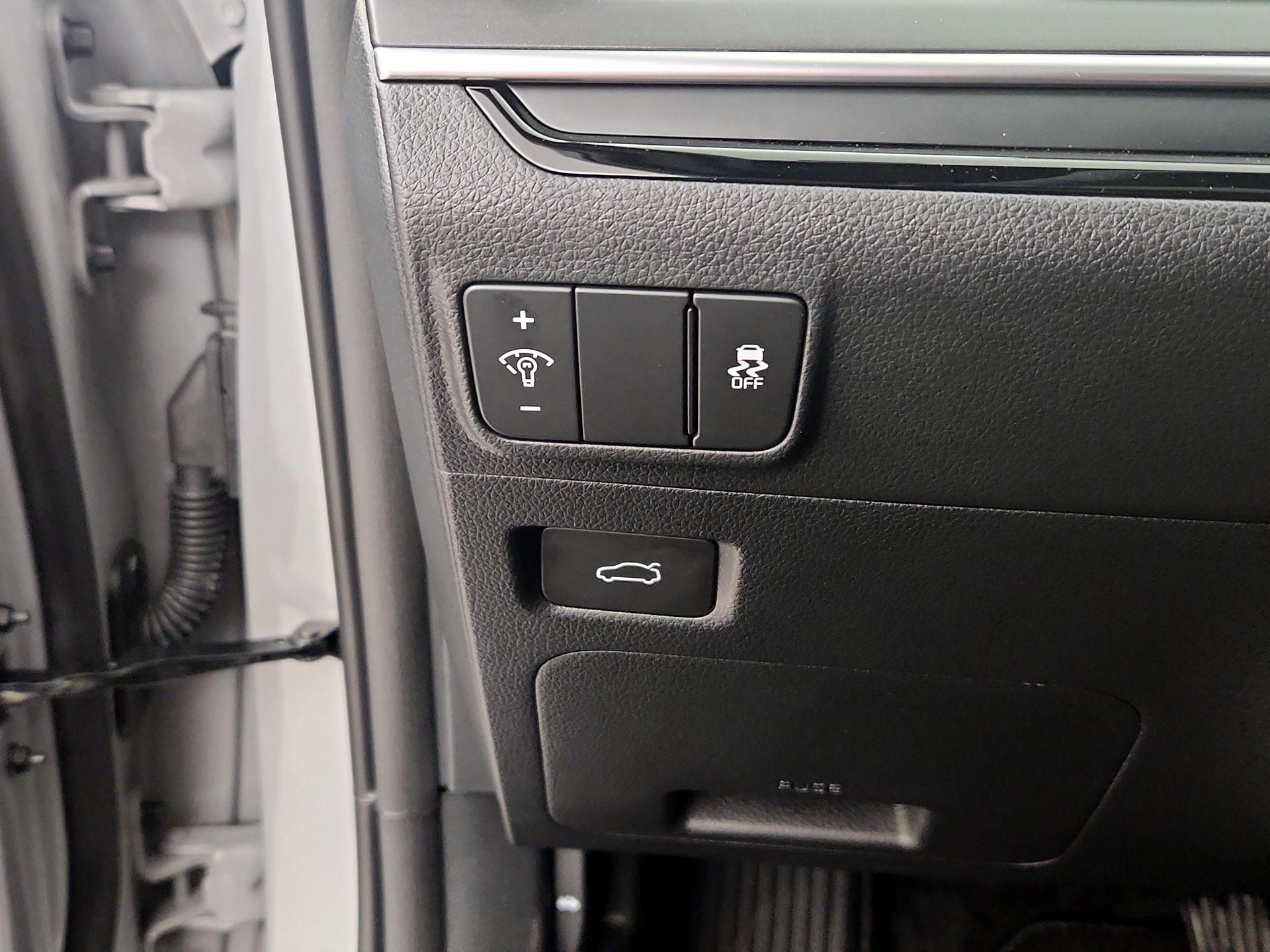 Thumbnail: 2026 Kia K5 - 13