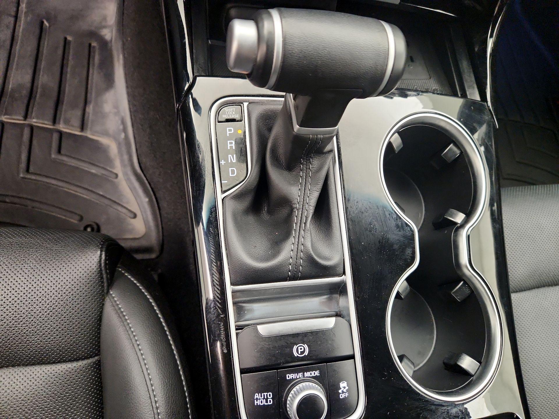 Thumbnail: 2023 Kia Stinger - 18