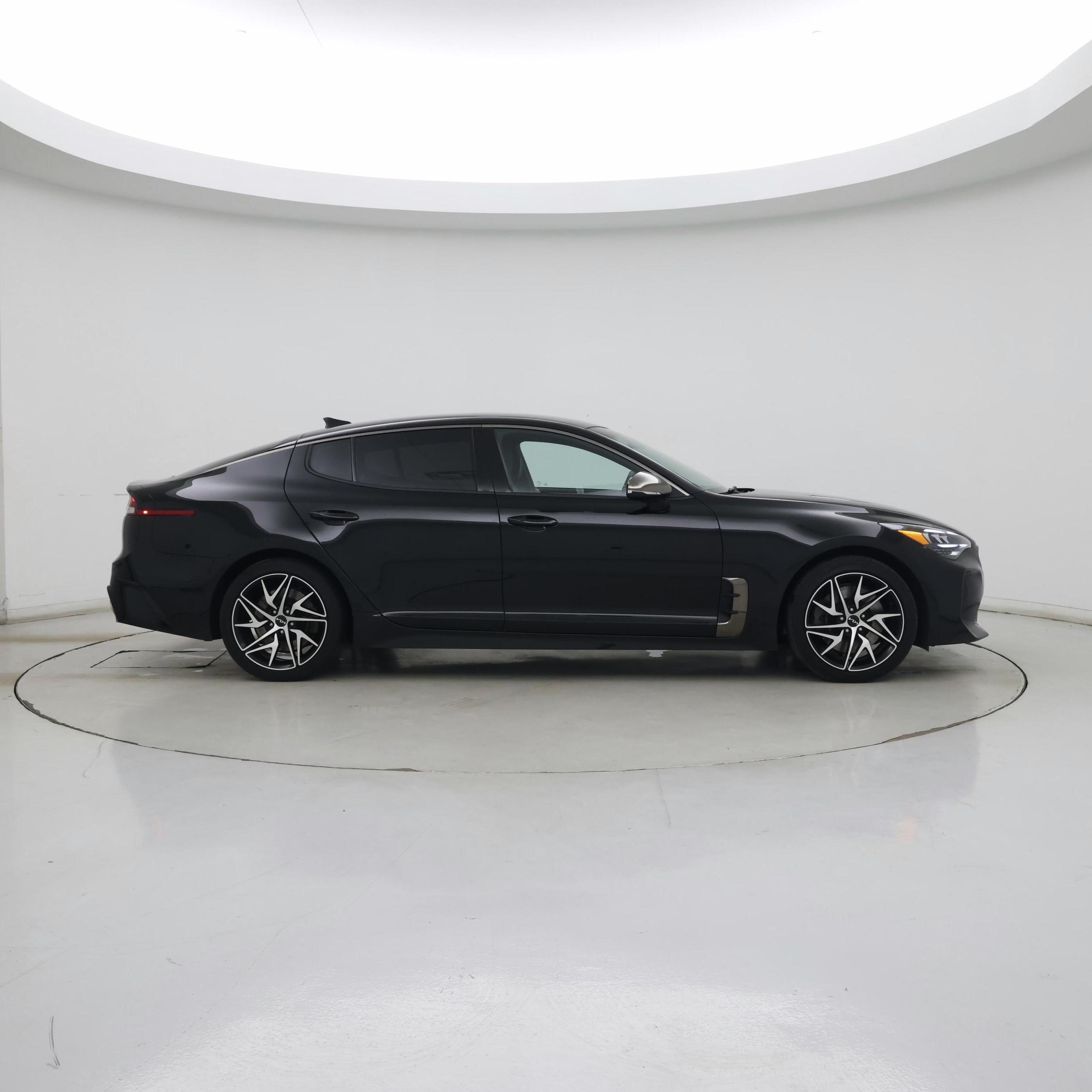 Thumbnail: 2023 Kia Stinger - 7