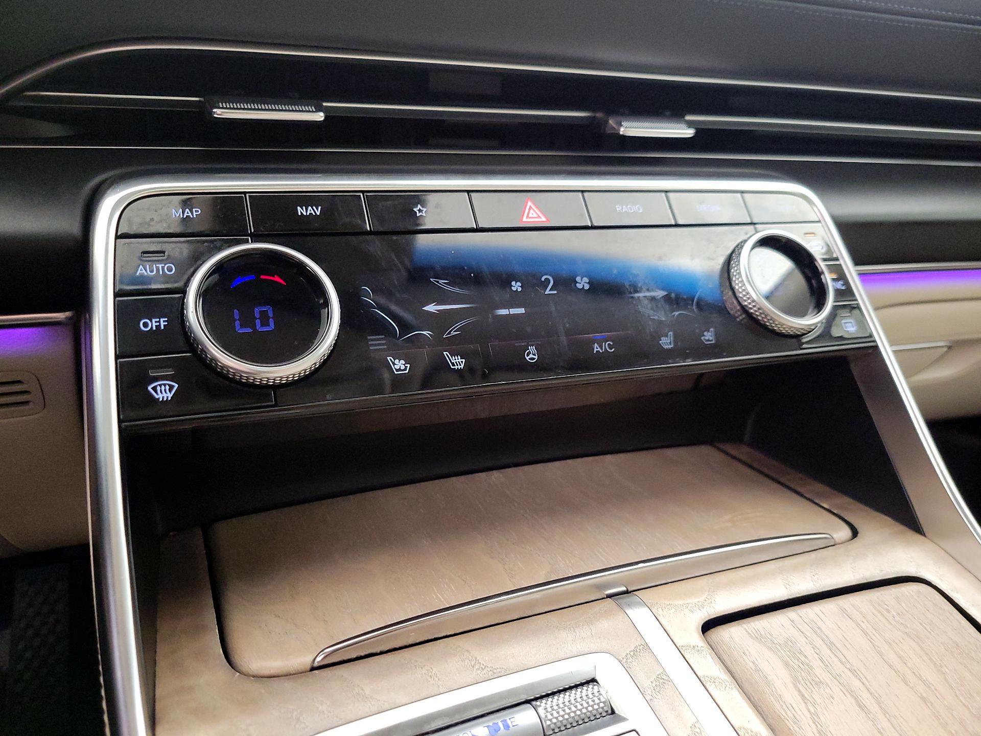 Thumbnail: 2021 Genesis GV80 - 17