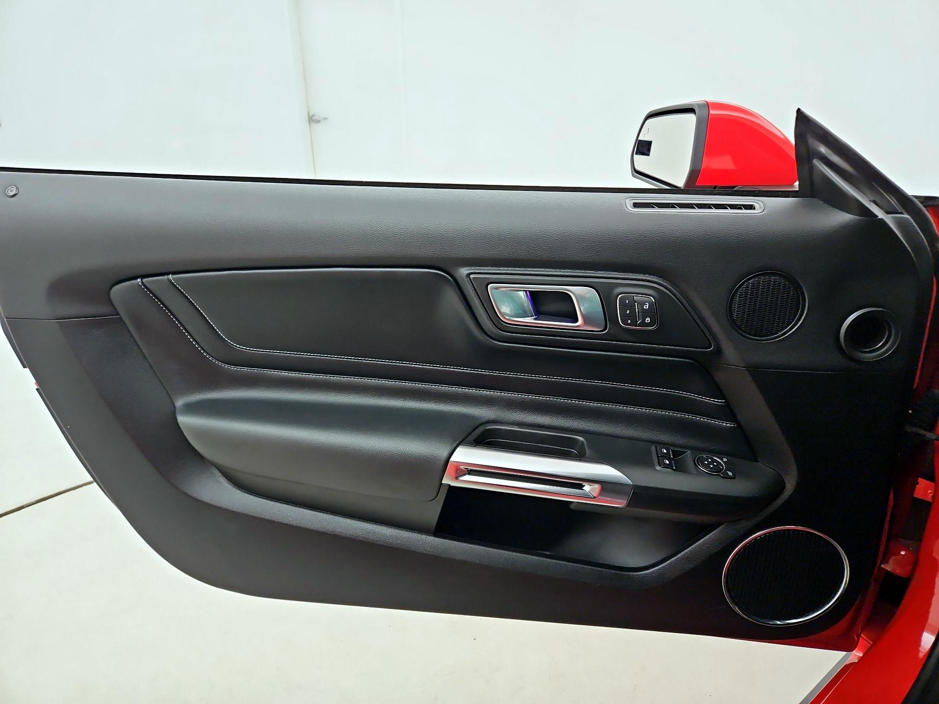 Thumbnail: 2022 Ford Mustang - 12