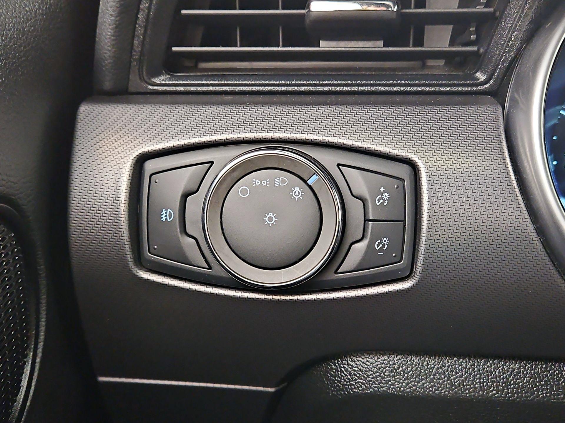 Thumbnail: 2022 Ford Mustang - 13