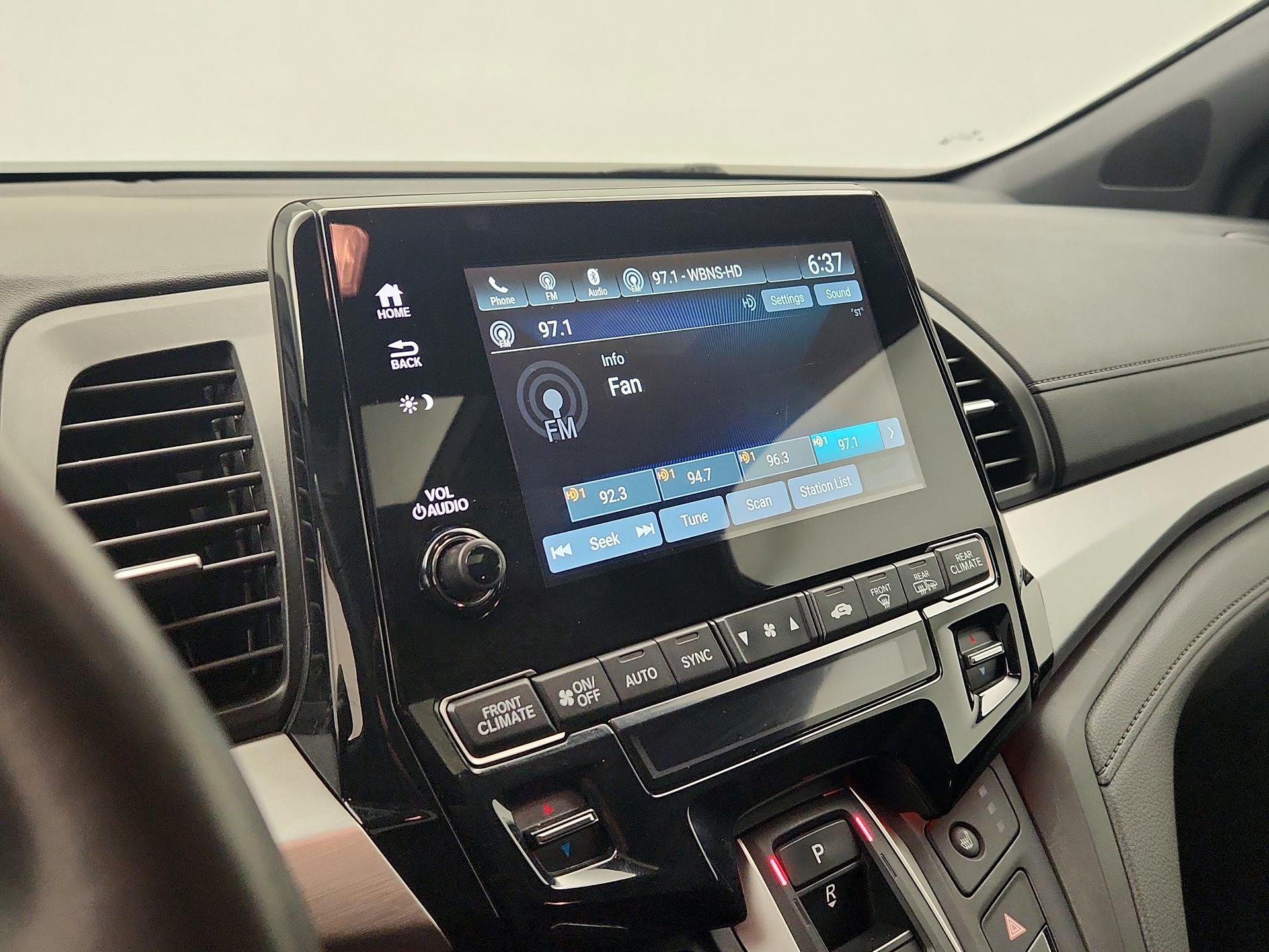 Thumbnail: 2023 Honda Odyssey - 15