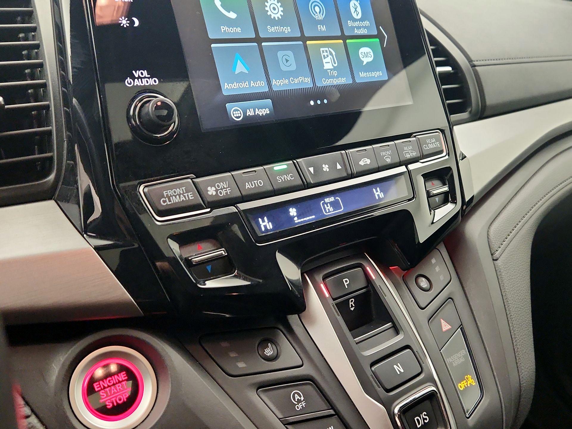 Thumbnail: 2023 Honda Odyssey - 16