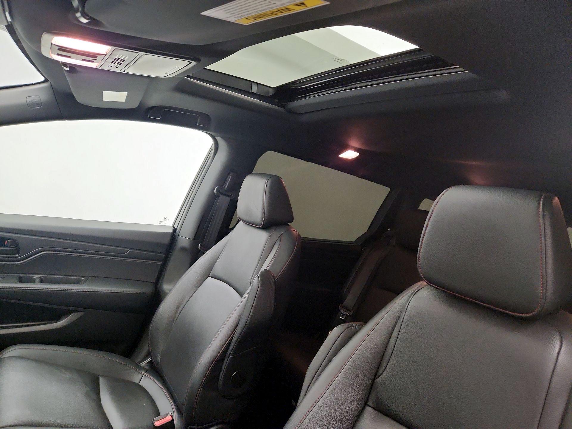 Thumbnail: 2023 Honda Odyssey - 19