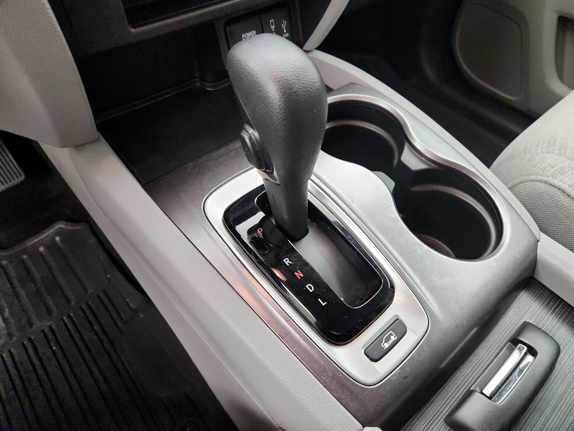 Thumbnail: 2018 Honda Pilot - 17