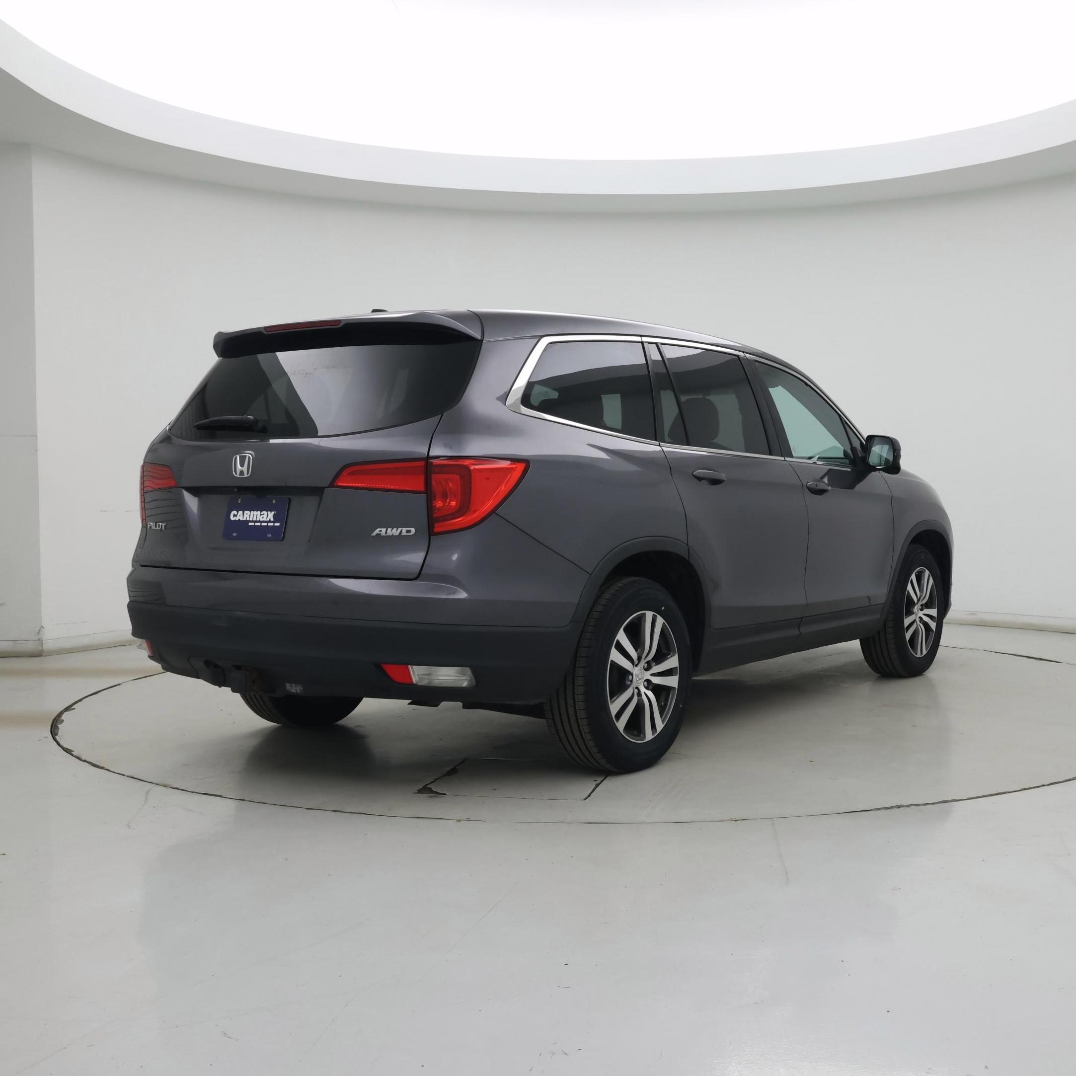 Thumbnail: 2018 Honda Pilot - 8