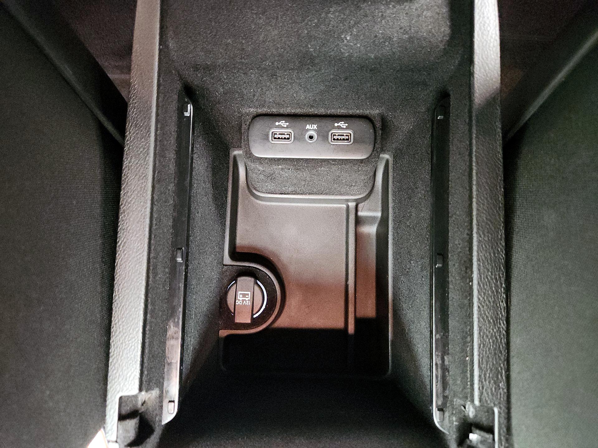 Thumbnail: 2018 Dodge Charger - 18