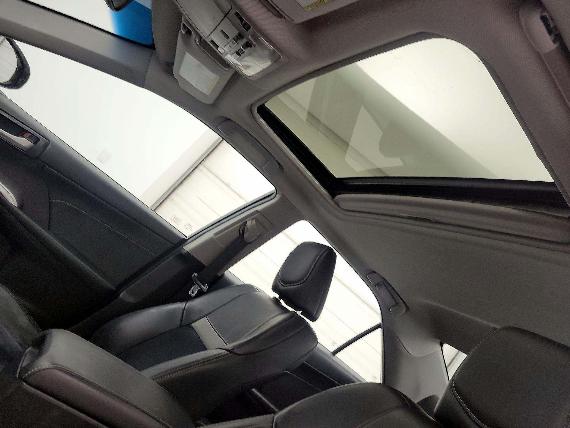 Thumbnail: 2014 Toyota Camry - 19