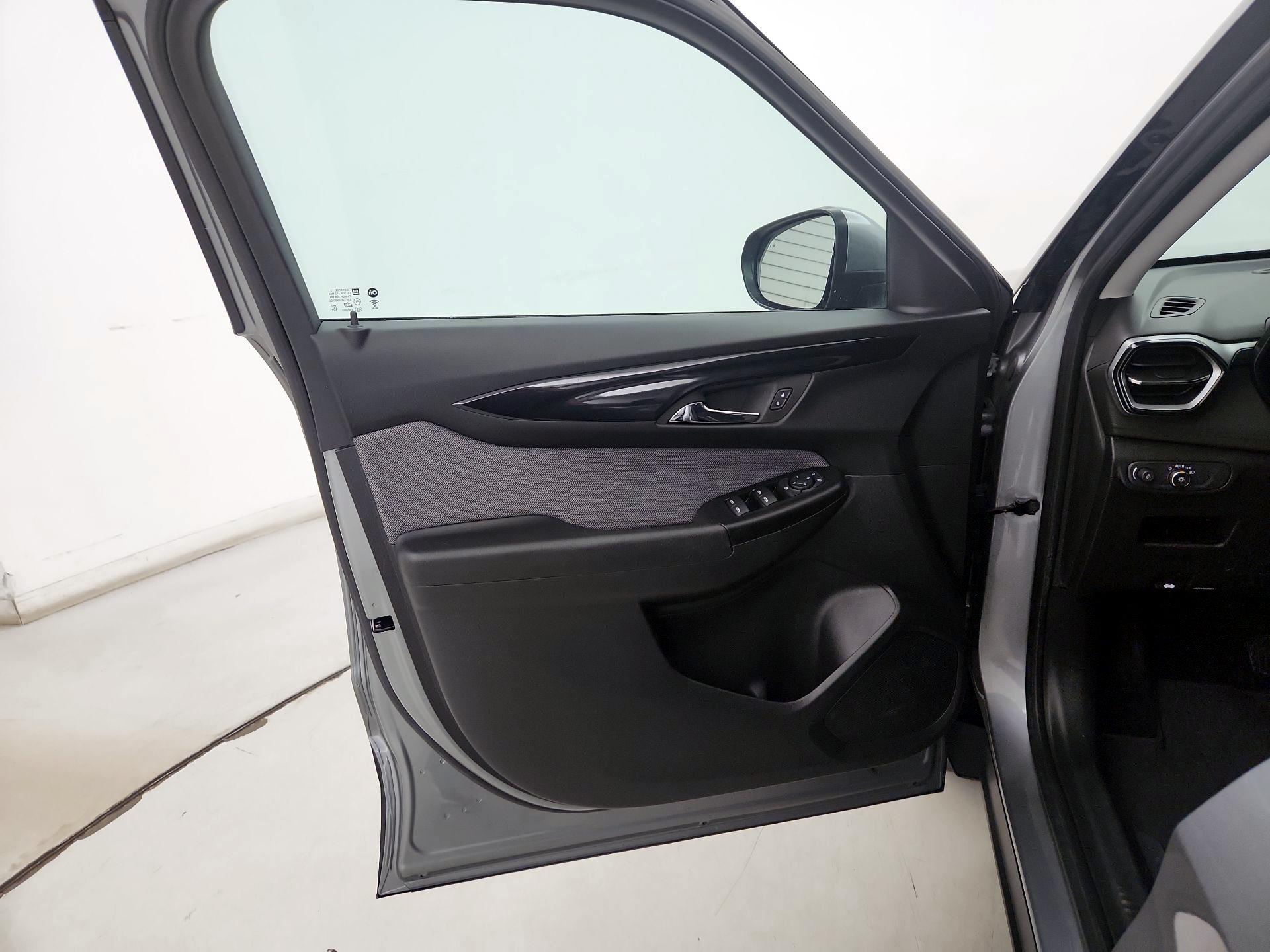 Thumbnail: 2024 Chevrolet TrailBlazer - 12