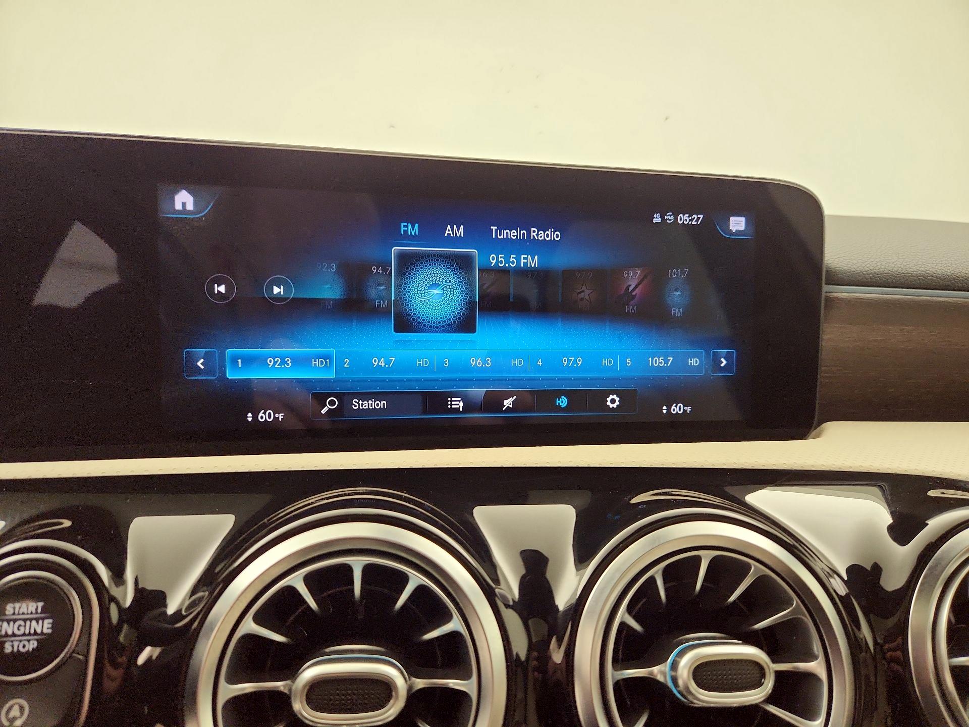 Thumbnail: 2021 Mercedes-Benz A-Class - 15