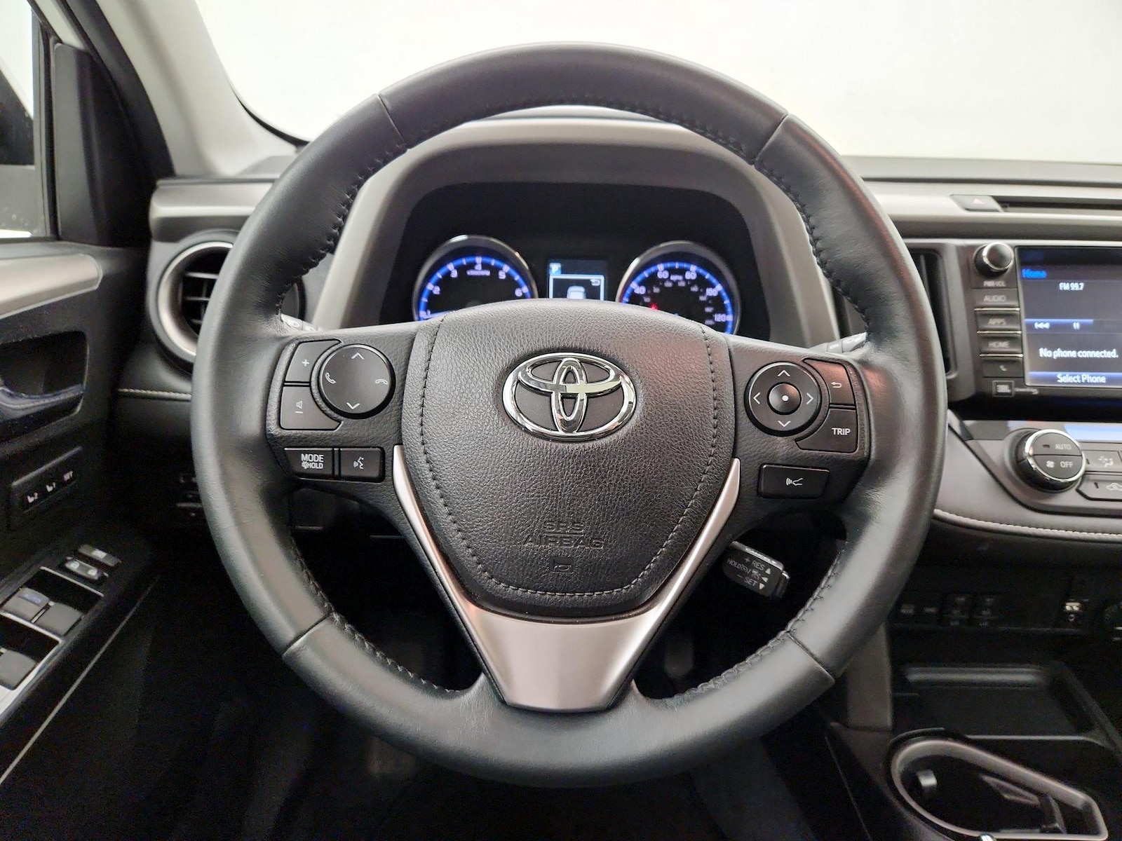 2016 Toyota RAV4 Limited - Photo 11