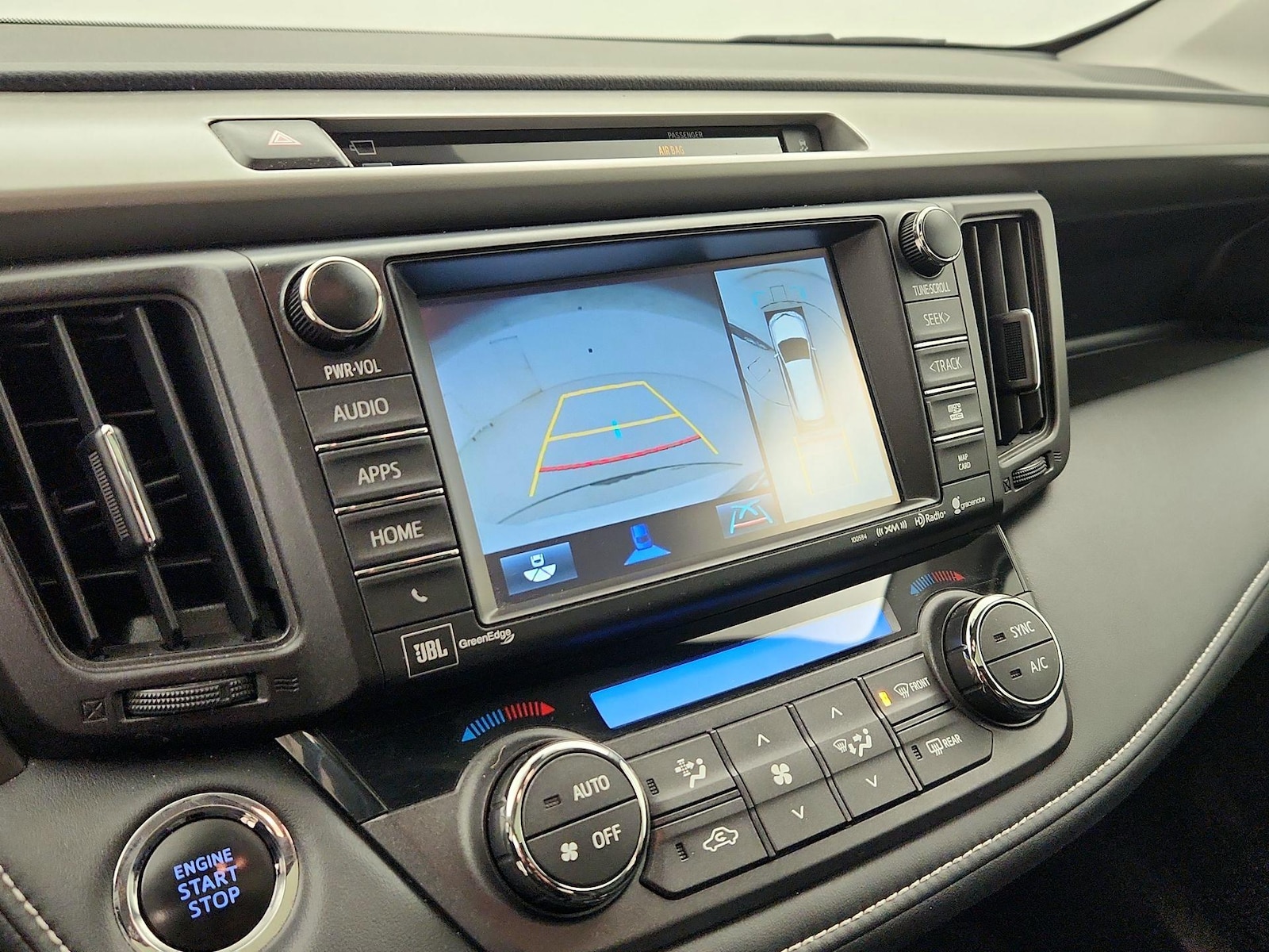 2016 Toyota RAV4 Limited - Photo 16