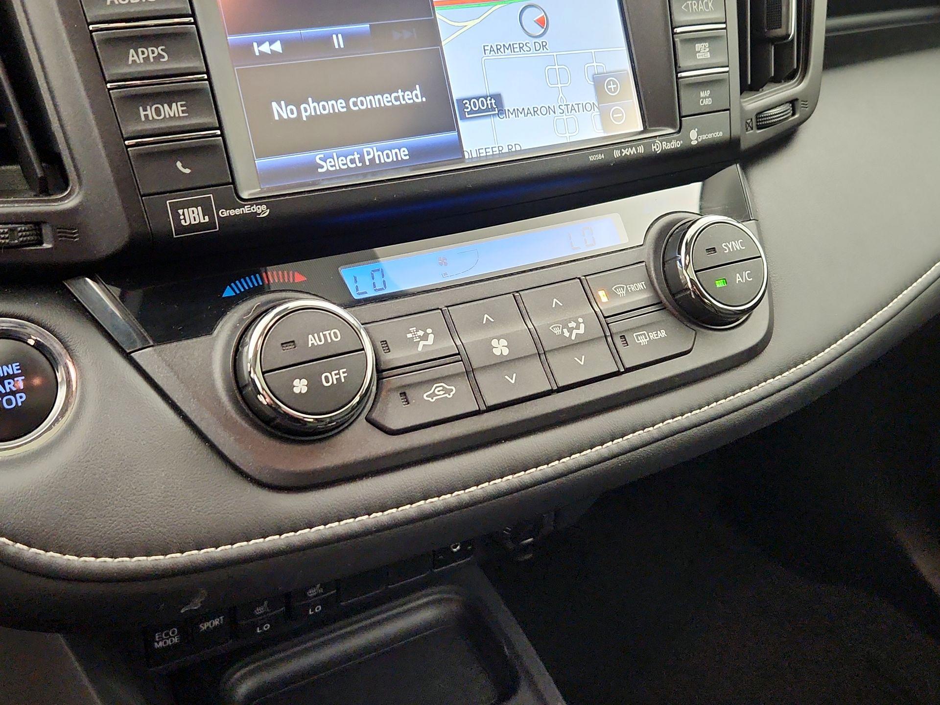 Thumbnail: 2016 Toyota RAV4 - 17