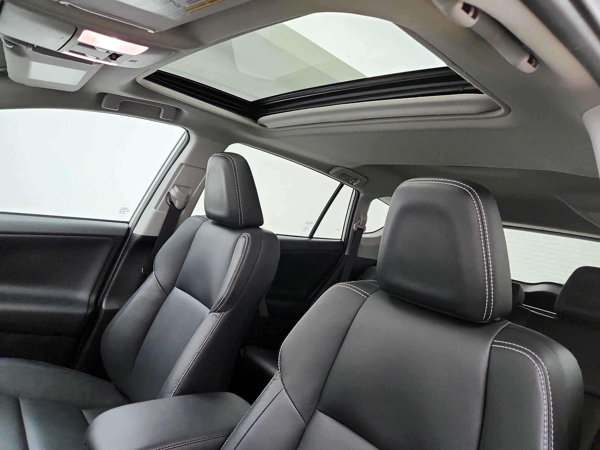 Thumbnail: 2016 Toyota RAV4 - 20