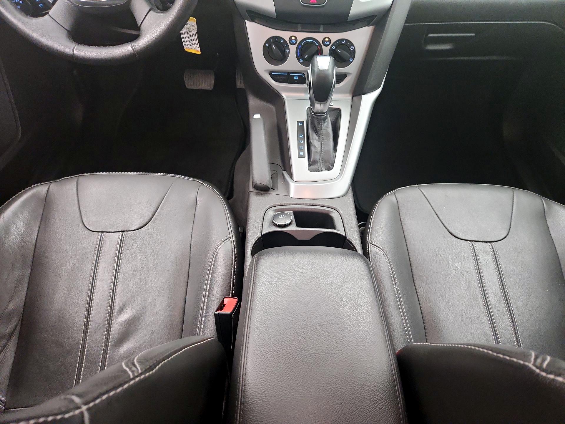 Thumbnail: 2014 Ford Focus - 9