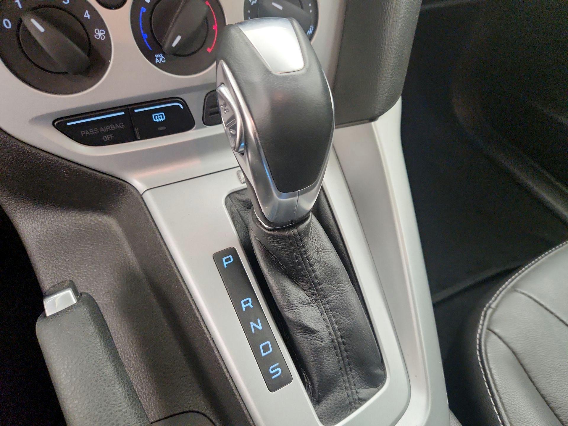 Thumbnail: 2014 Ford Focus - 16