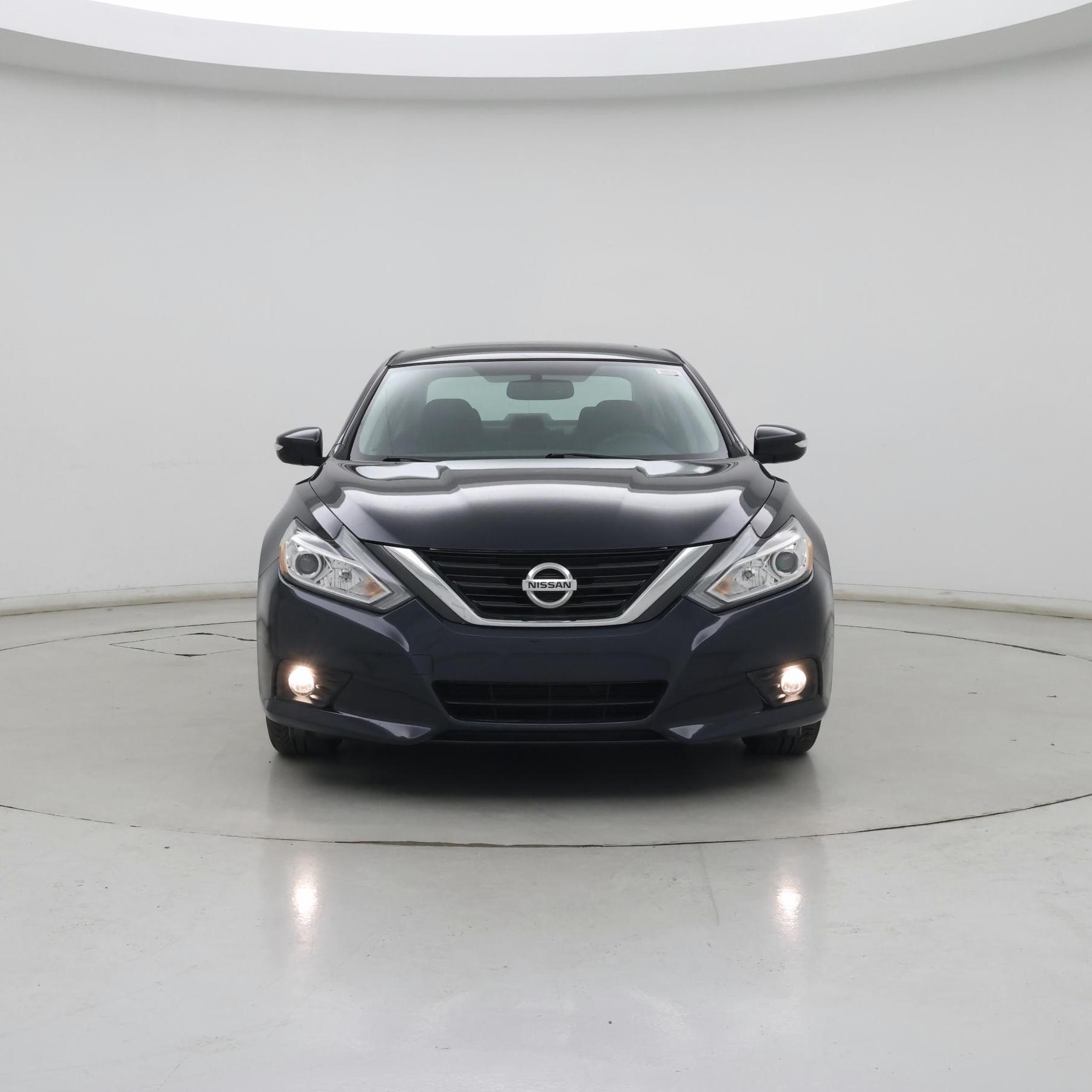 Thumbnail: 2016 Nissan Altima - 5