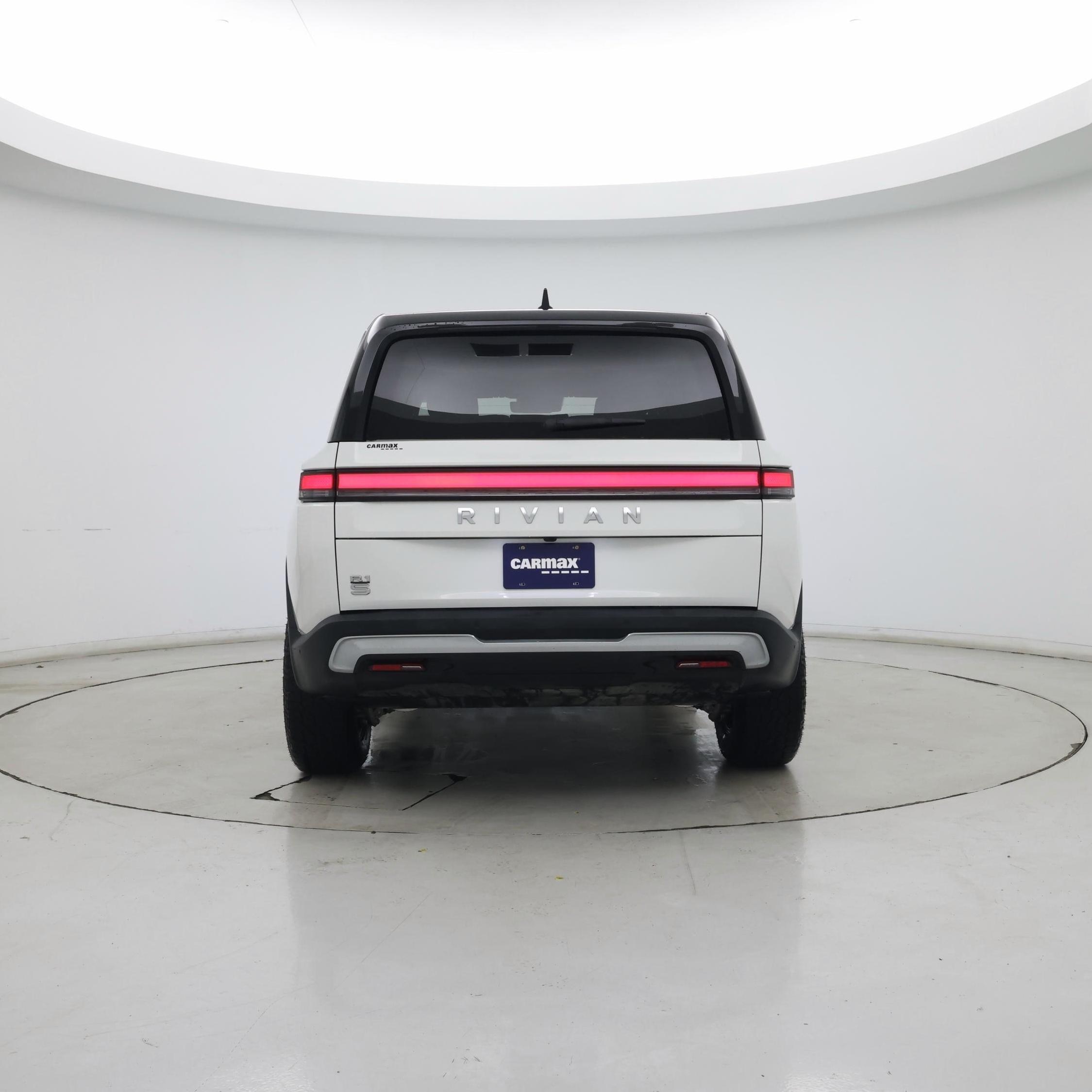 Thumbnail: 2025 Rivian R1S - 6