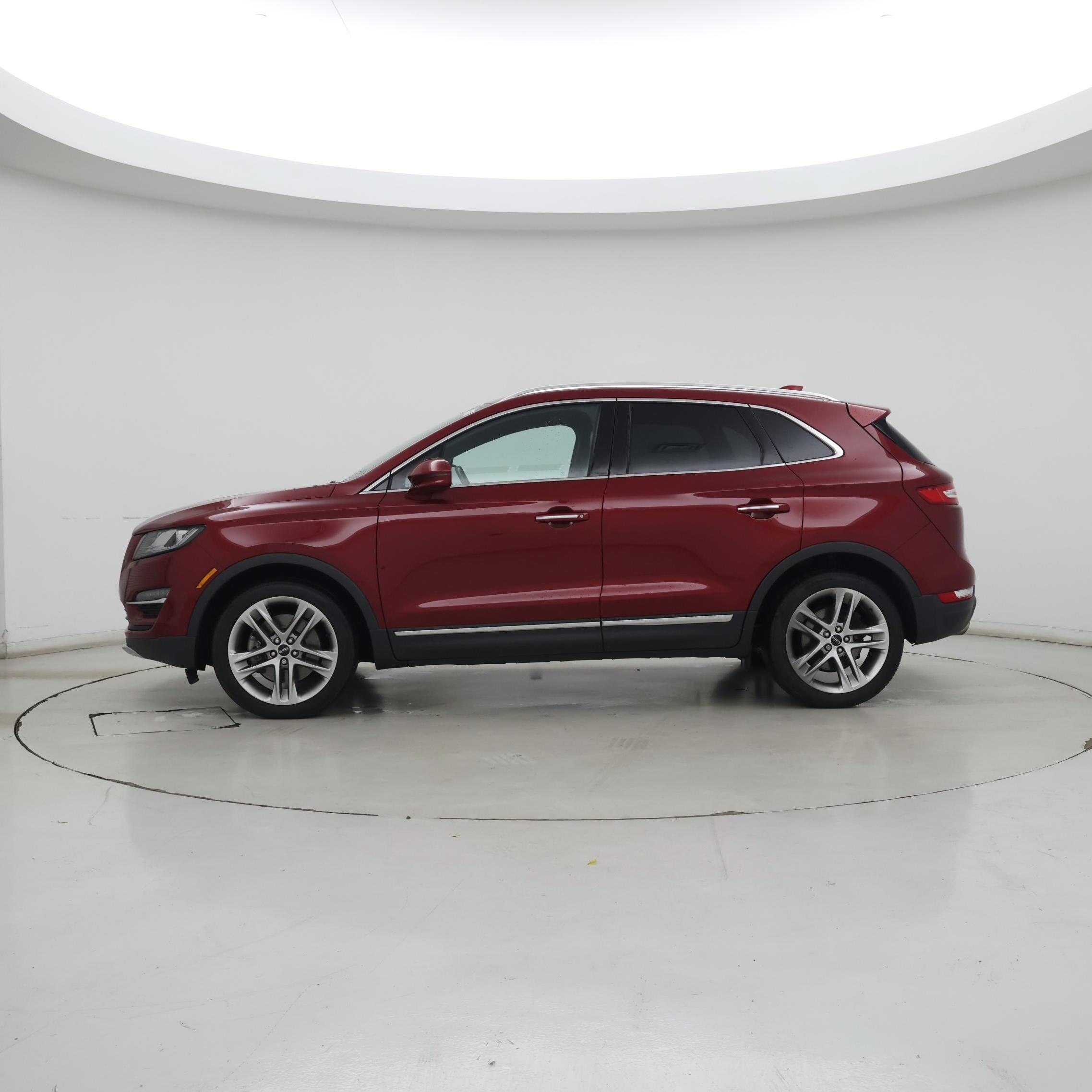 Thumbnail: 2019 Lincoln MKC - 3