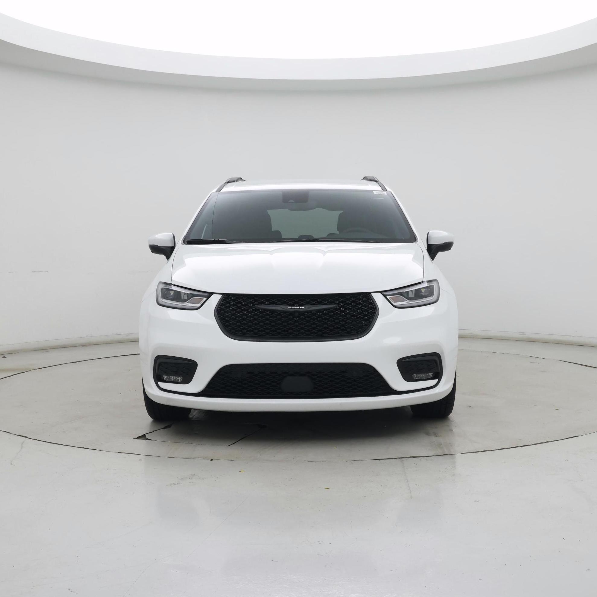 Thumbnail: 2023 Chrysler Pacifica - 5