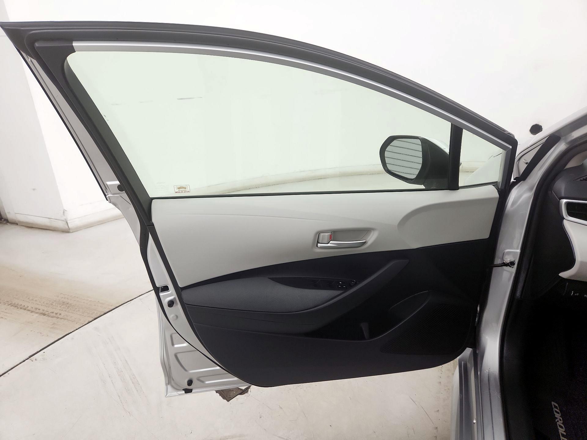 Thumbnail: 2020 Toyota Corolla - 12