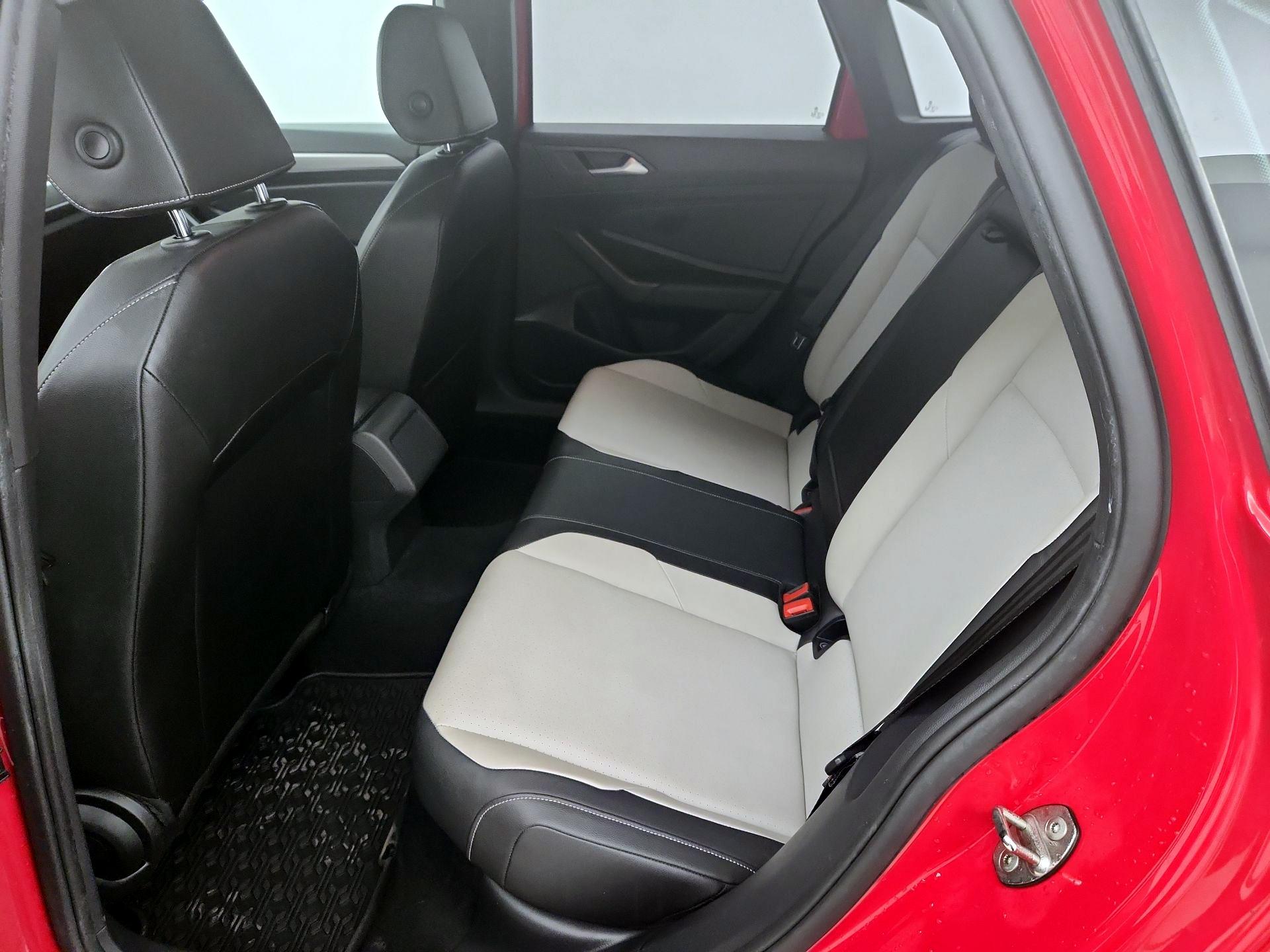 Thumbnail: 2019 Volkswagen Jetta - 20